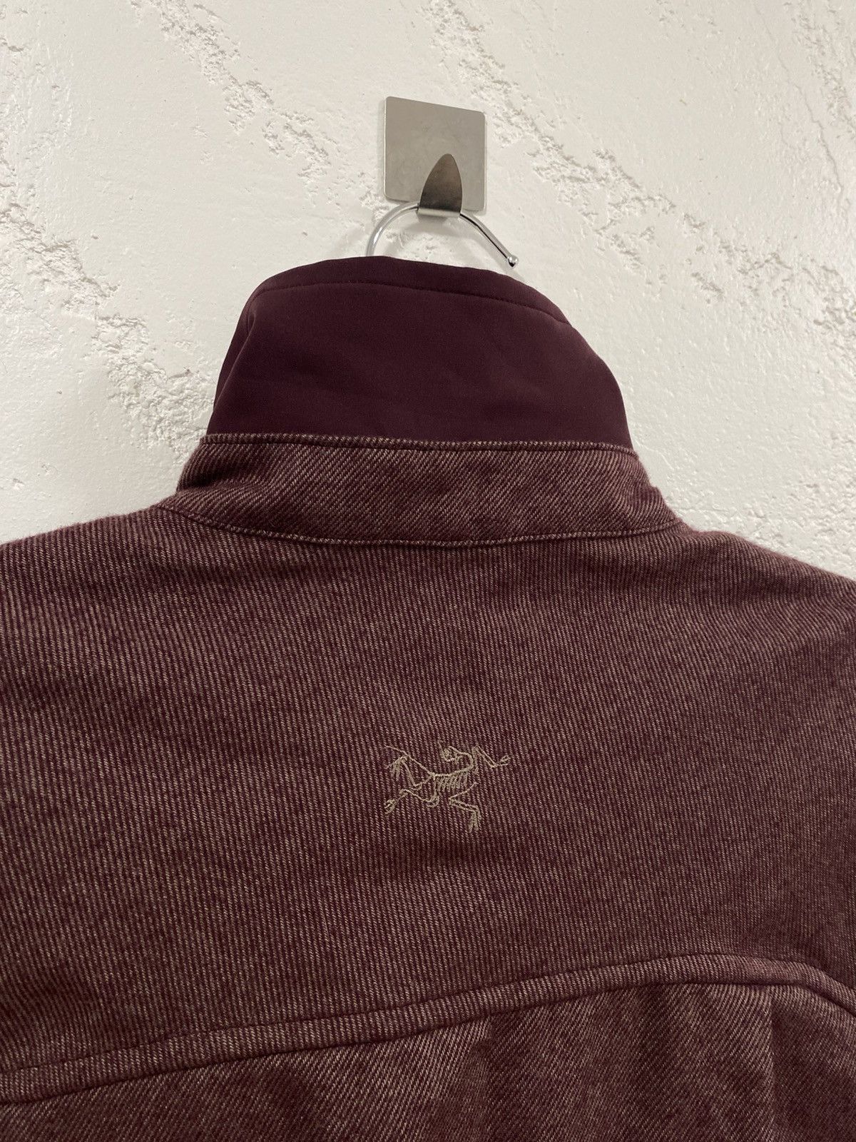 Arc'teryx Arc’teryx Front Pocket Outdoor Overshirt Sample Shirt Sz: M Size US M / EU 48-50 / 2 - 9 Thumbnail