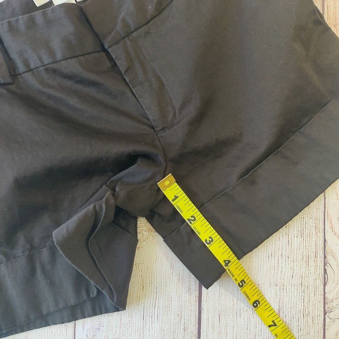 Zara Zara Basic cuffed black trouser shorts sz S Size 27" / US 4 / IT 40 - 4 Thumbnail