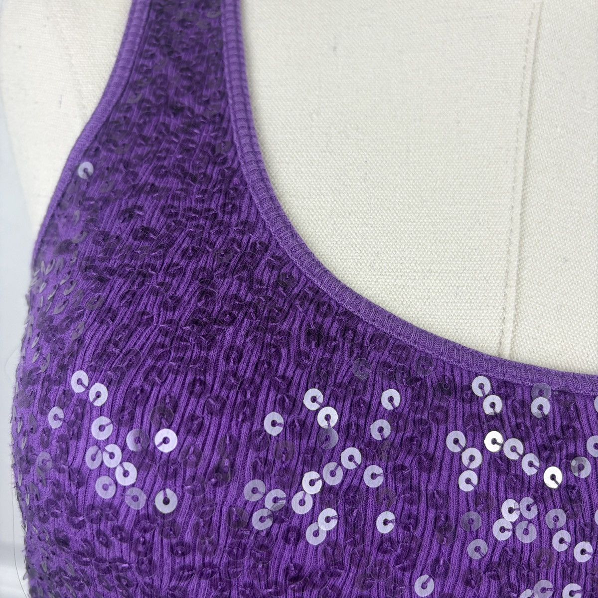 Express Express vintage Y2K purple sequin tank top Size S / US 4 / IT 40 - 3 Thumbnail