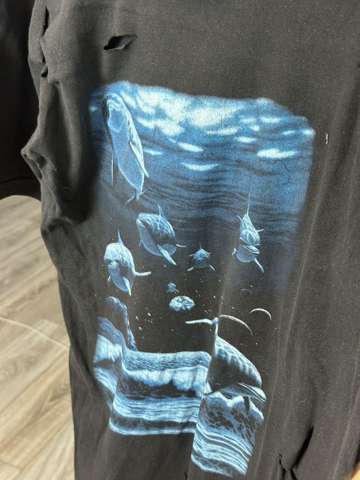 Vintage Vintage Dolphin Tee Trashed Distressed USA Size US M / EU 48-50 / 2 - 6 Thumbnail