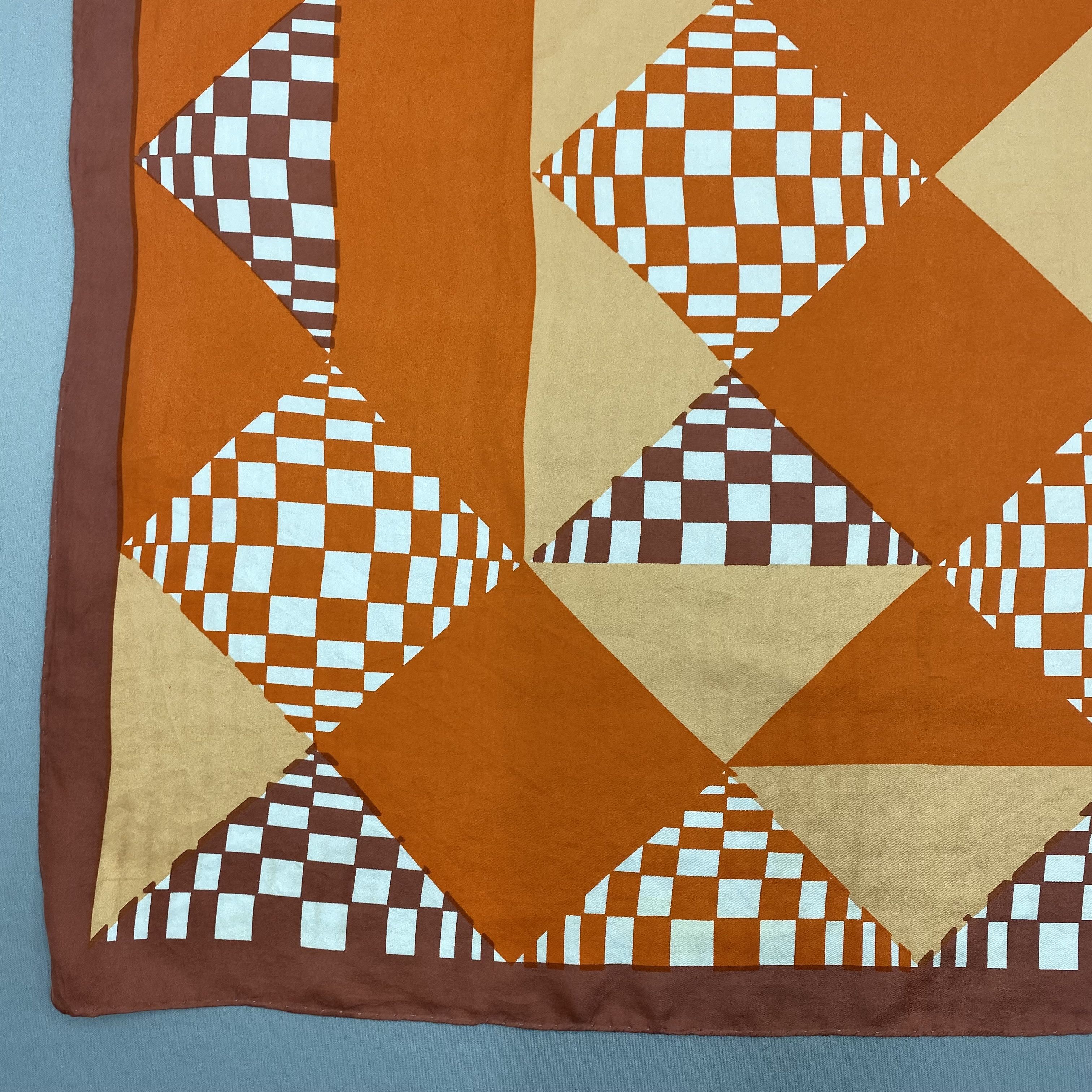 Japanese Brand Vintage Geometric Quilt SILK Scarf Twill Stole Wraps Scarves Size ONE SIZE - 8 Thumbnail