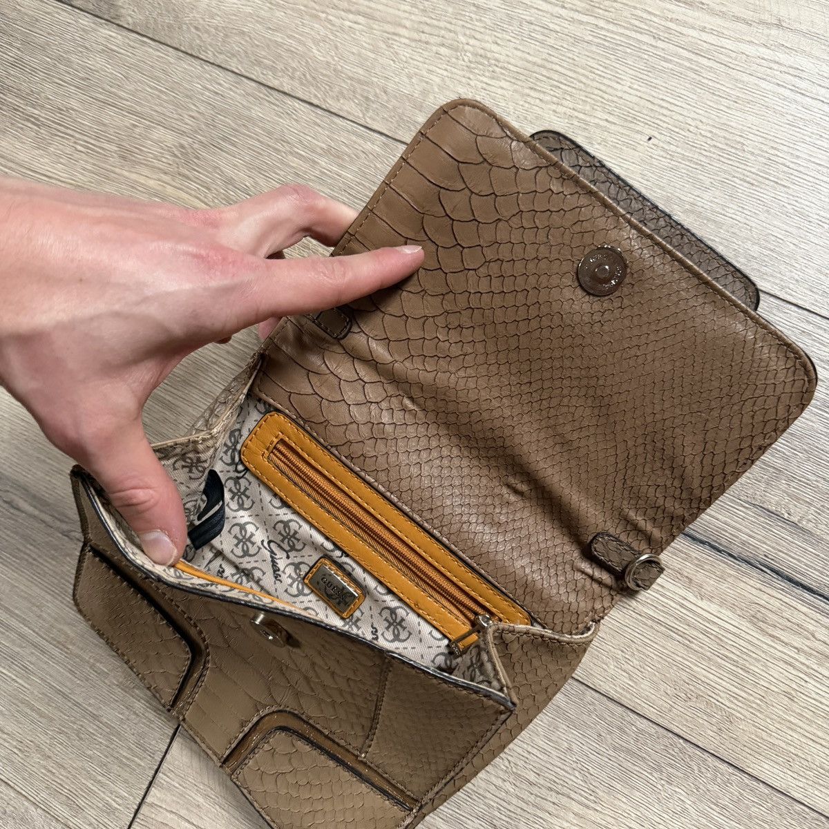 Guess vintage Guess y2k Mini bag Jacquemus style Size ONE SIZE - 8 Thumbnail