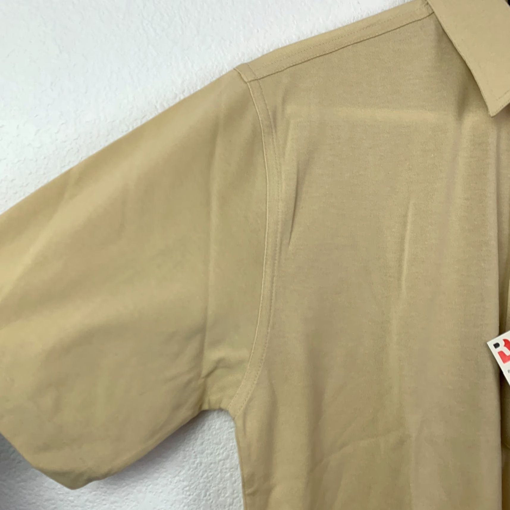 Vintage VINTAGE Robert Bruce Polo Shirt Mens L Beige 90s Preppy Short Sleeve Button-Down Pocketed NWT Size US L / EU 52-54 / 3 - 2 Thumbnail