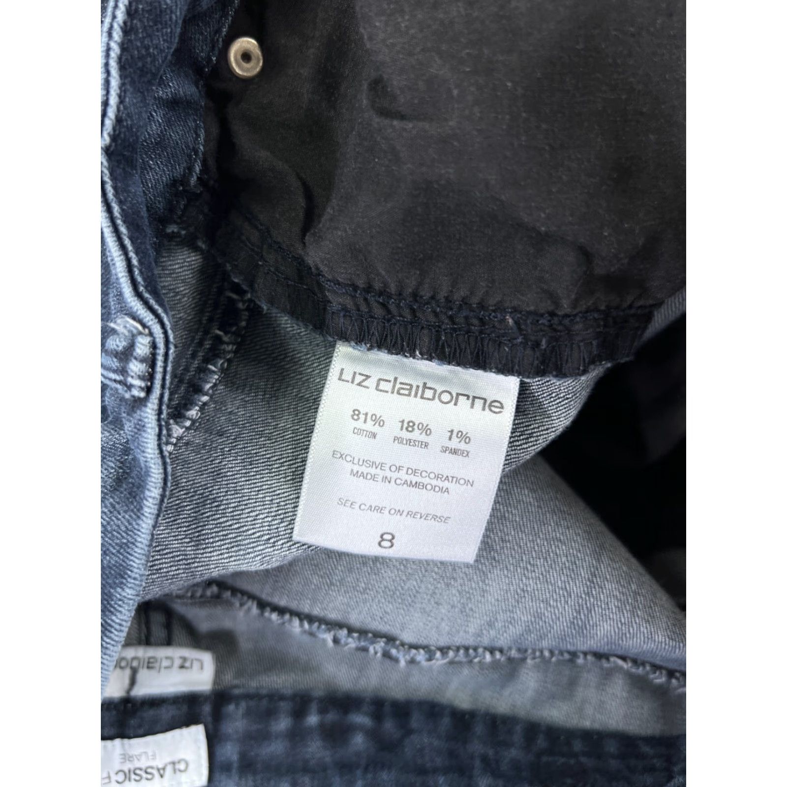 Liz Claiborne Liz Claiborne Jeans Womens 8 Blue Denim Flared 29x29.5 Cotton Regular Zip 5-Pocket Distressed Medium Wash Vintage: No Size 30" / US 8 / IT 44 - 7 Thumbnail