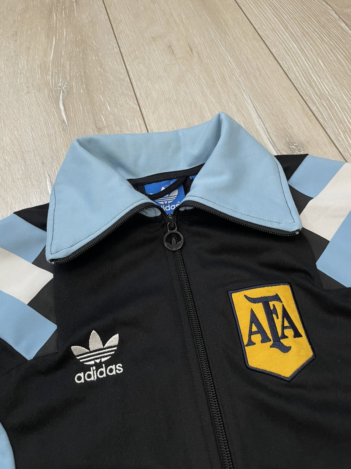 Adidas Vintage Adidas Argentina Football Jacket Soccer Track Top Size US S / EU 44-46 / 1 - 2 Thumbnail