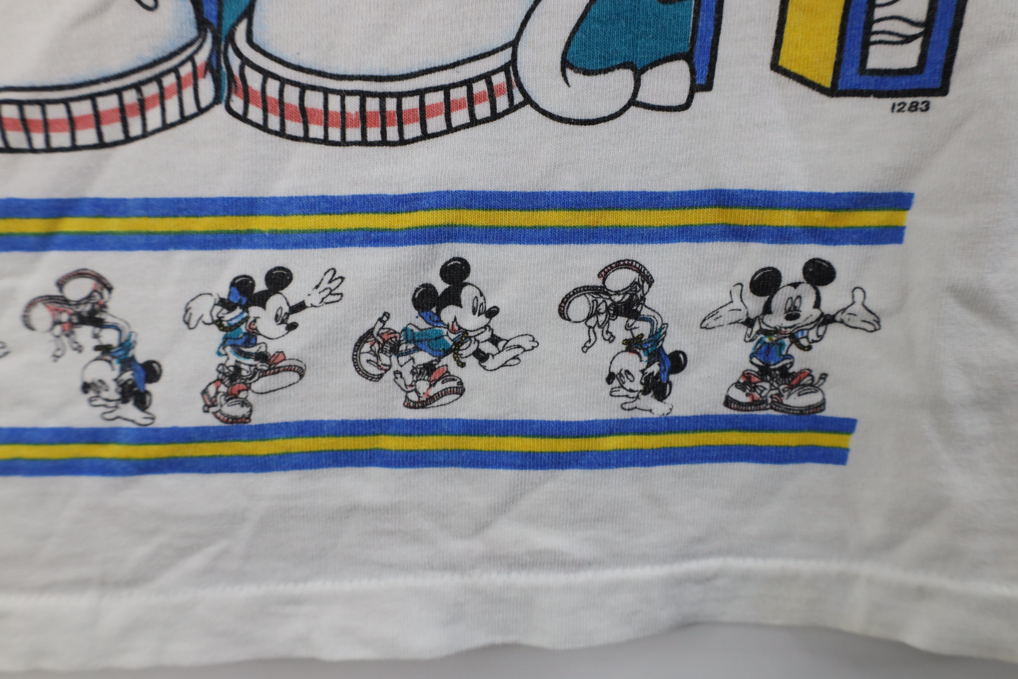 Disney × Vintage Vintage 90s Disney Hip Hop Cropped Mickey Mouse T-Shirt USA Size M / US 6-8 / IT 42-44 - 8 Thumbnail