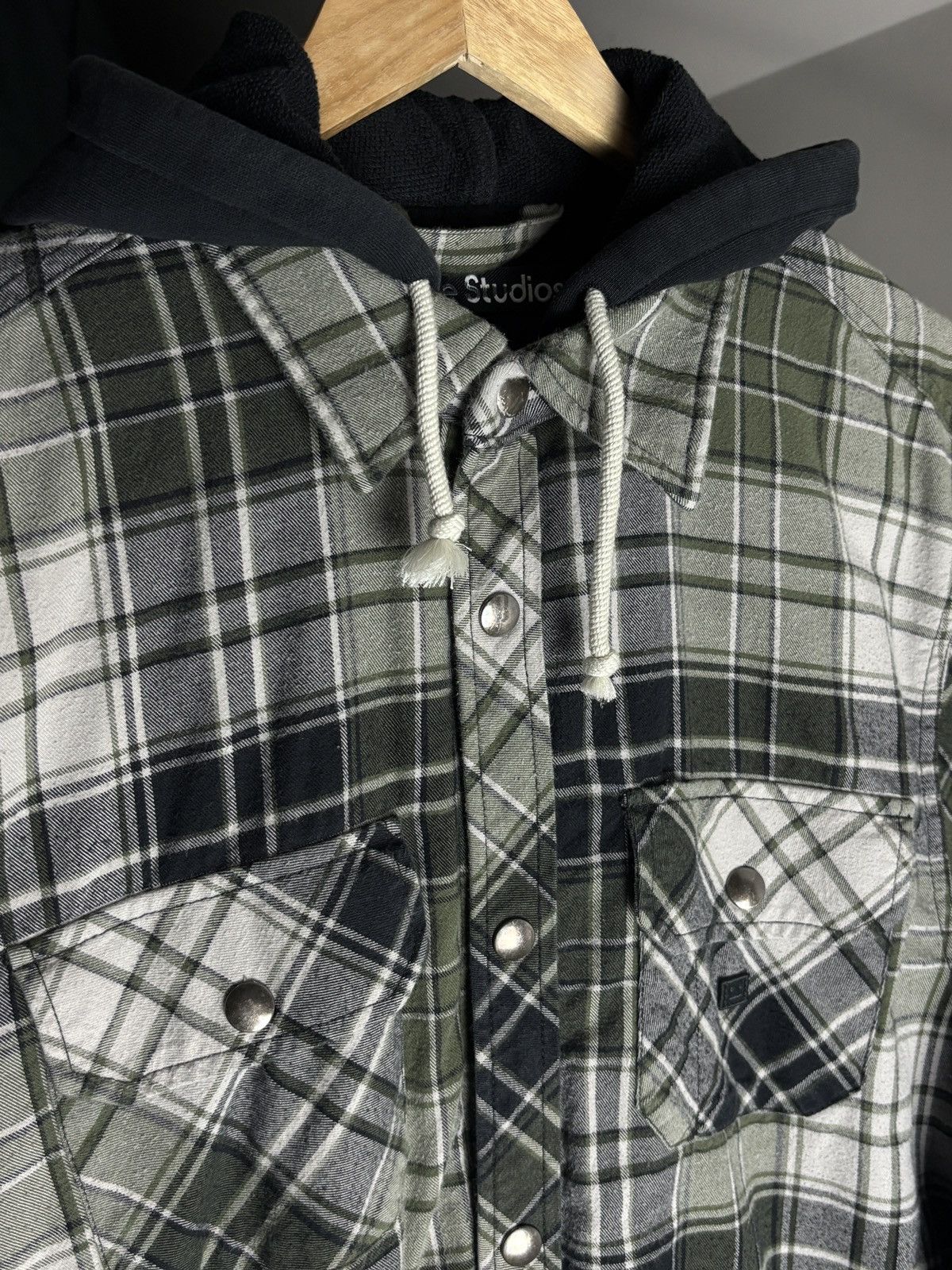Acne Studios Acne Studios Oversized Checked Hooded Jacket Face Logo Size US XS / EU 42 / 0 - 3 Thumbnail