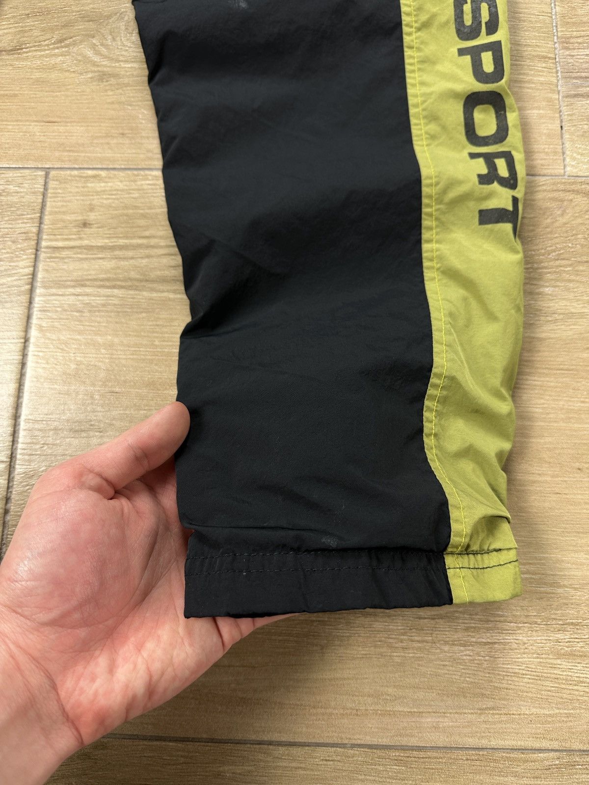 Polo Ralph Lauren × Ralph Lauren × Ralph Lauren Sport Ralph Lauren Polo Sport Nylon Track Pants Size US 30 / EU 46 - 12 Thumbnail