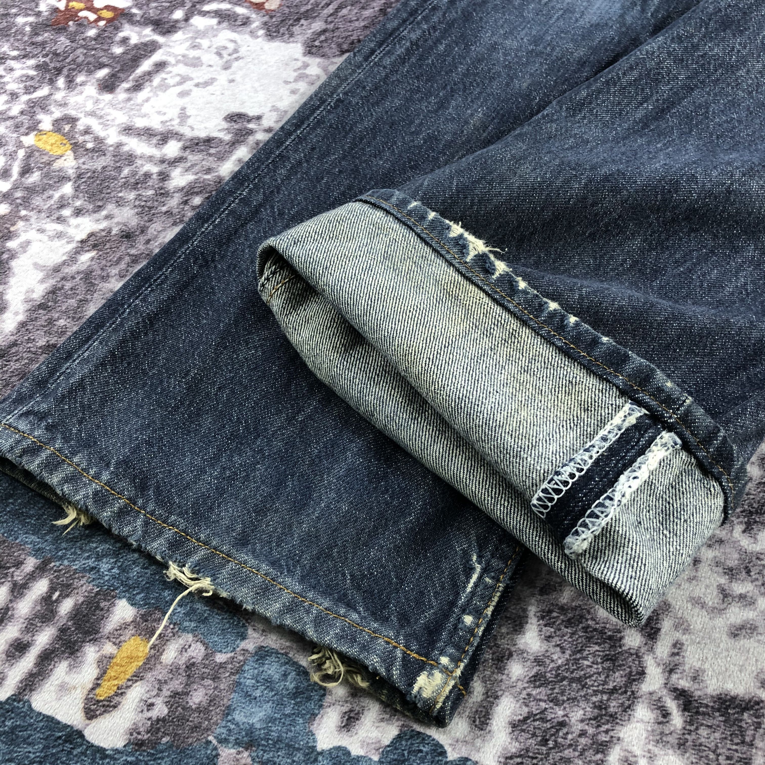 Levi's × Vintage 90s Vintage Ripped Levis 501 Jeans-JM2540 Size US 33 - 10 Thumbnail