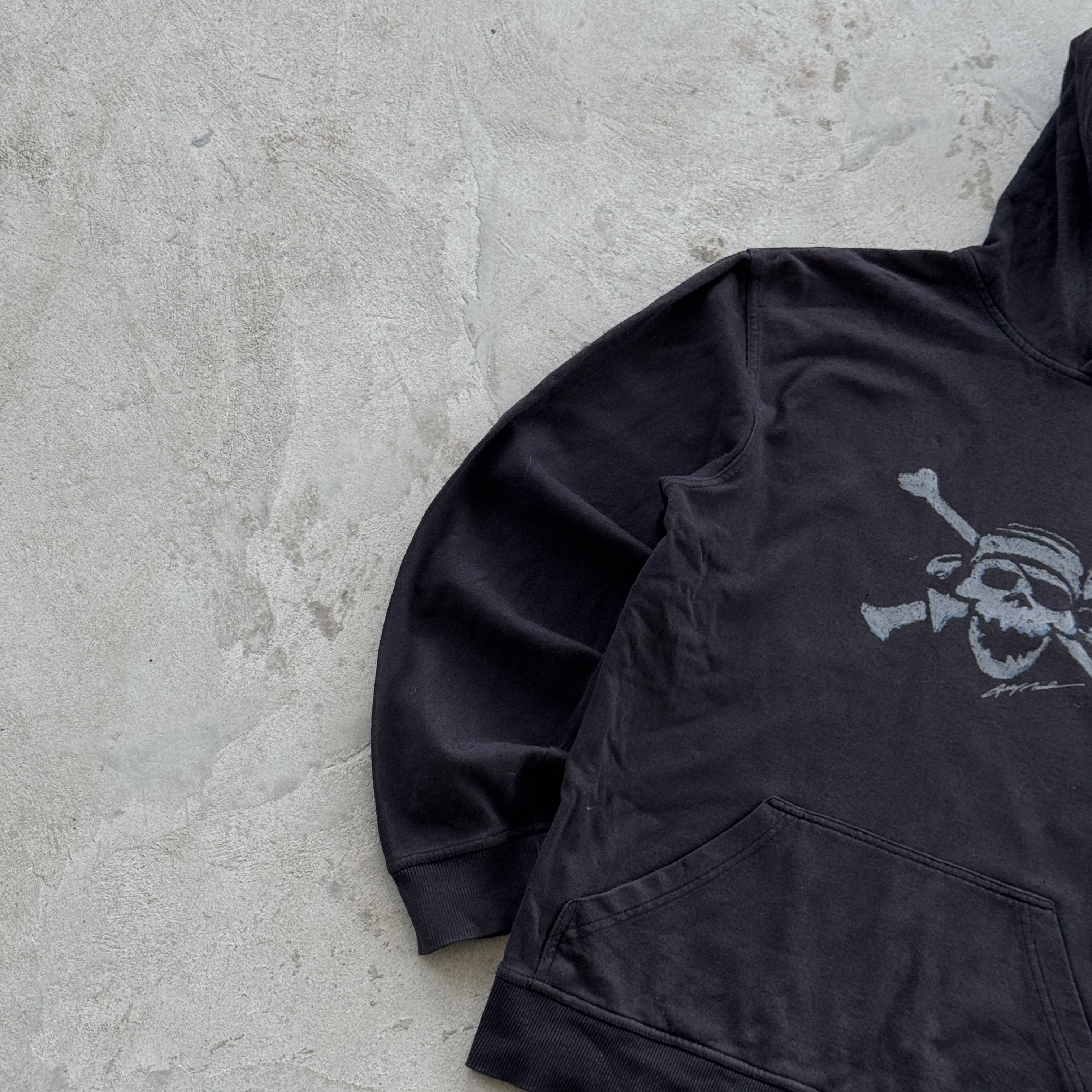 Quiksilver Quiksilver Vintage Pirate Skull Crossbones Hoodie Large Size US L / EU 52-54 / 3 - 3 Thumbnail
