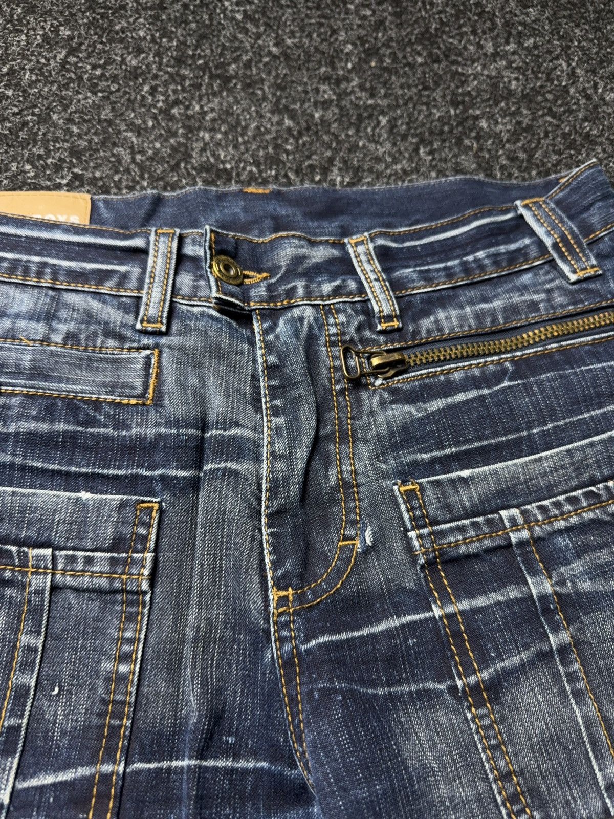 Japanese Brand Avant-garde 00s Retro Vintage baggy Japanese Y2K Denim pants Size US 33 - 7 Thumbnail