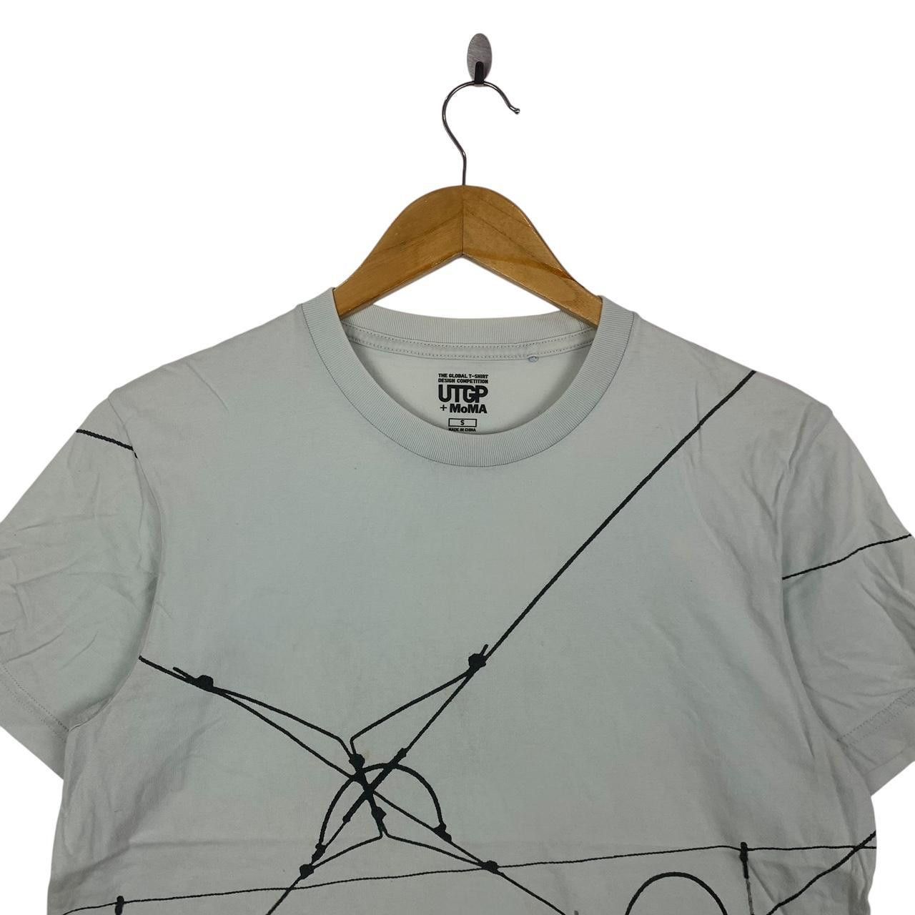 MoMA MOMA x UNIQLO UTGP Global Design Competition Tee Size US S / EU 44-46 / 1 - 2 Thumbnail
