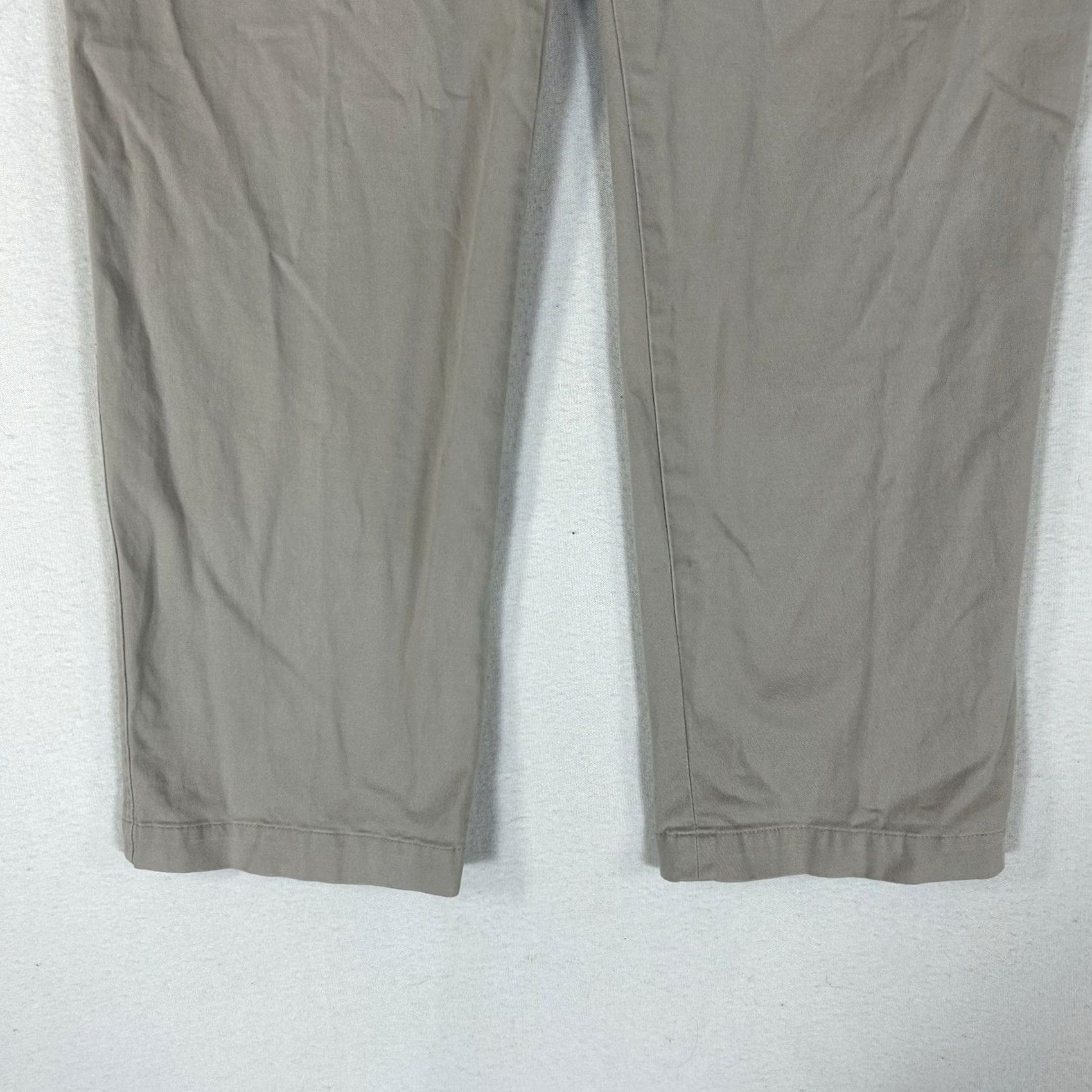 Banana Republic Banana Republic Pants Womens Size 14 Beige Straight Leg Stretch Trouser Shirt? Size 36" / US 14 / IT 50 - 3 Thumbnail