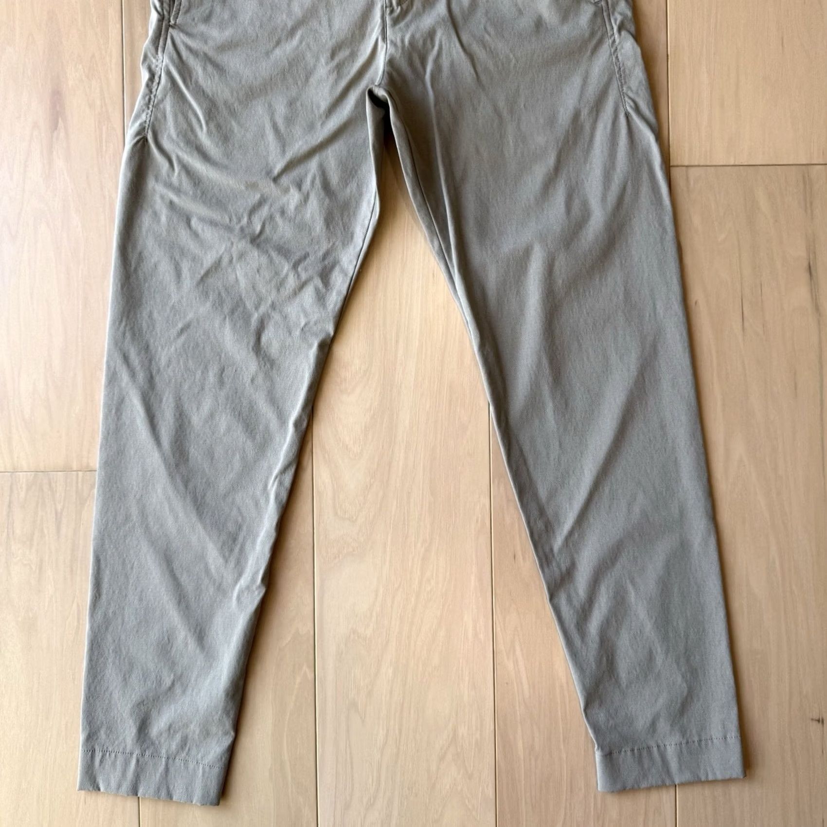 Outlier Outlier Pants 30 Light Khaki Bomb Dungarees Outdoors Workwear Utility Golf Pants 31 Men Khakis Beige Solid Athleisure Outdoor Mens Size US 31 - 4 Thumbnail