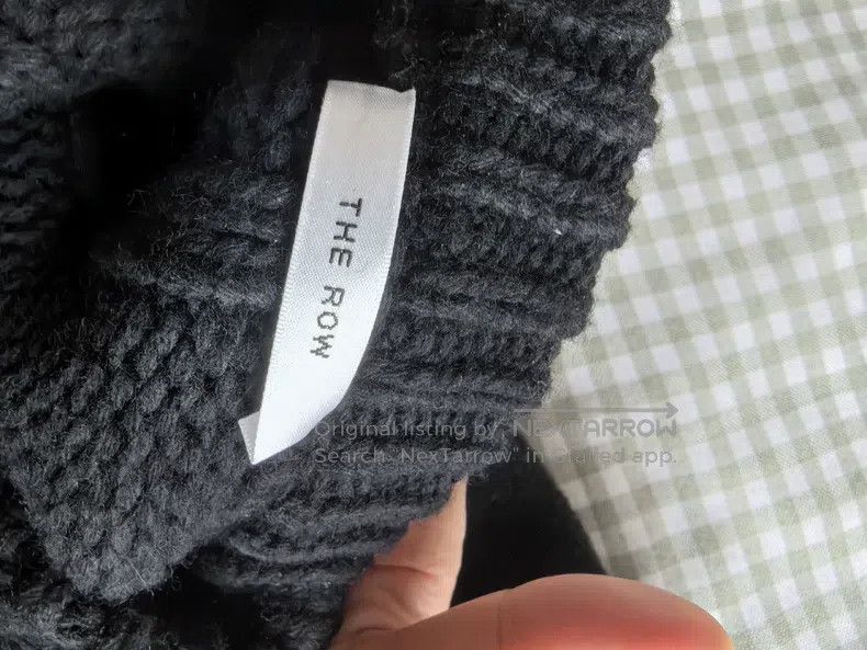 The Row The Row Heavy silhouette sweater. Size US XS / EU 42 / 0 - 5 Thumbnail