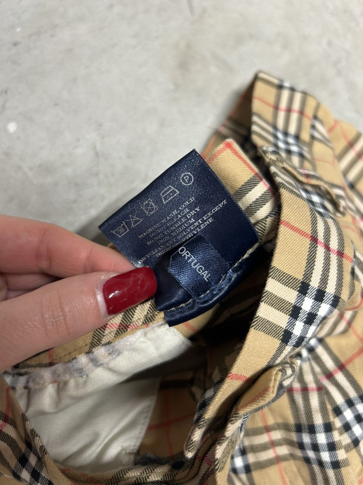 Burberry short pants