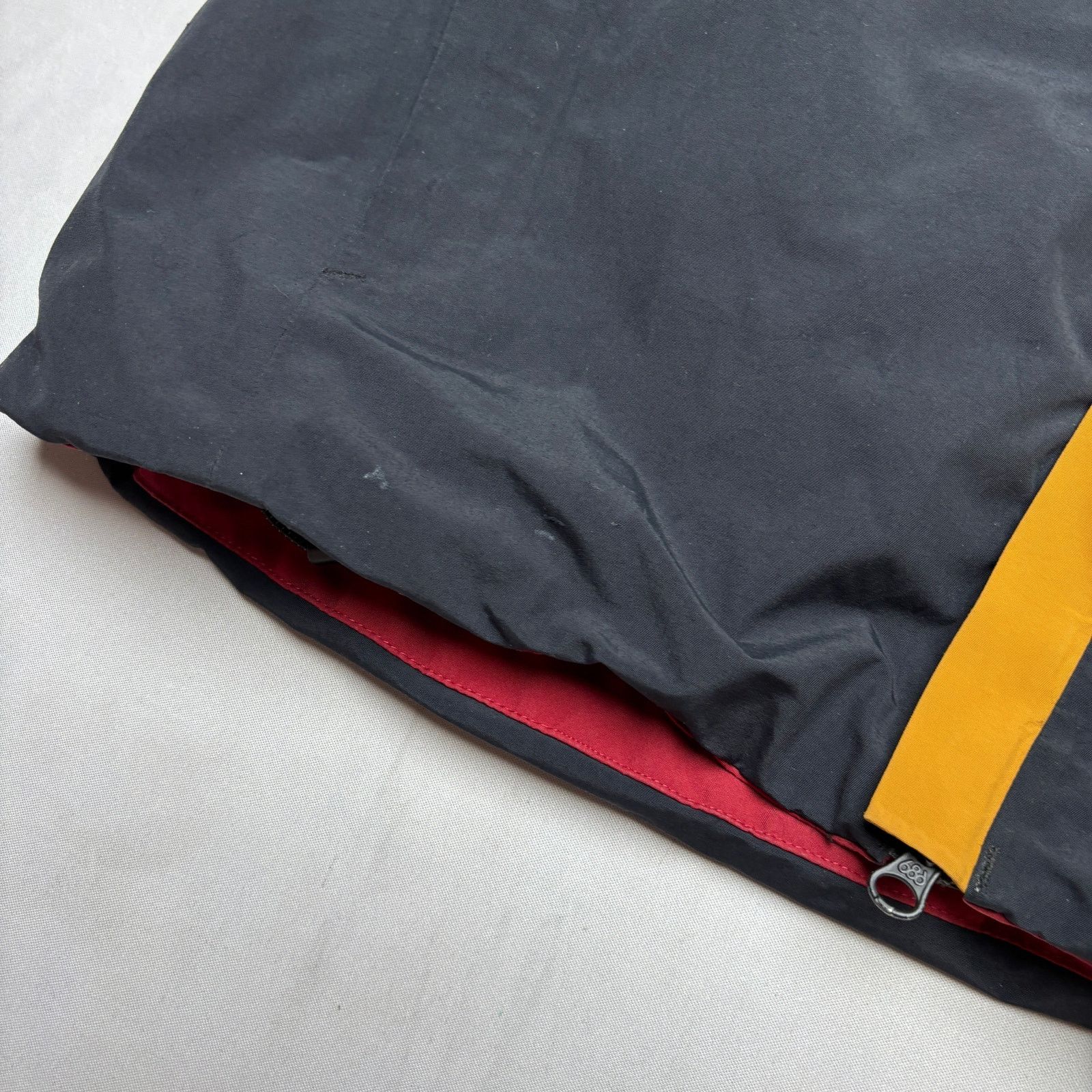 686 686 GLCR Project GTX GT Jacket Mens M Gorpcore Ski Snowboard Size US M / EU 48-50 / 2 - 11 Thumbnail