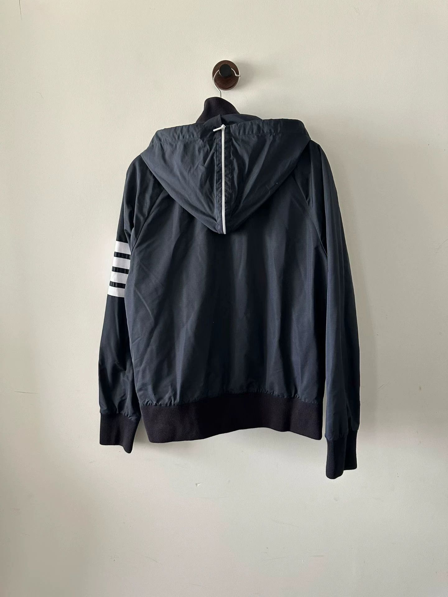 Thom Browne Thom Browne Men's Nylon Shell Jacket 40 98 New Size US XXS / EU 40 - 2 Thumbnail