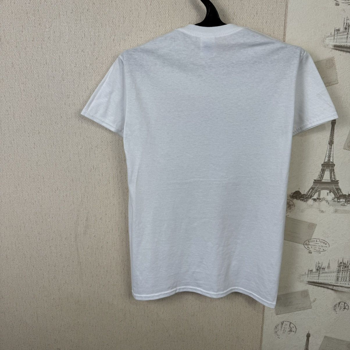 Other One Direction T shirt Midnight Memories Rock sz S White Size US XL / EU 56 / 4 - 12 Thumbnail