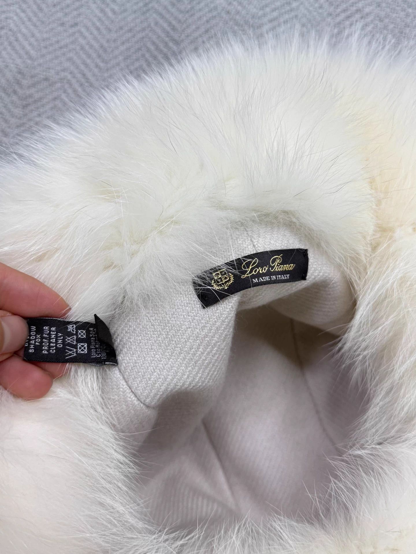 Loro Piana Loro Piana white cashmere fox fur trapper hat M Size ONE SIZE - 4 Thumbnail