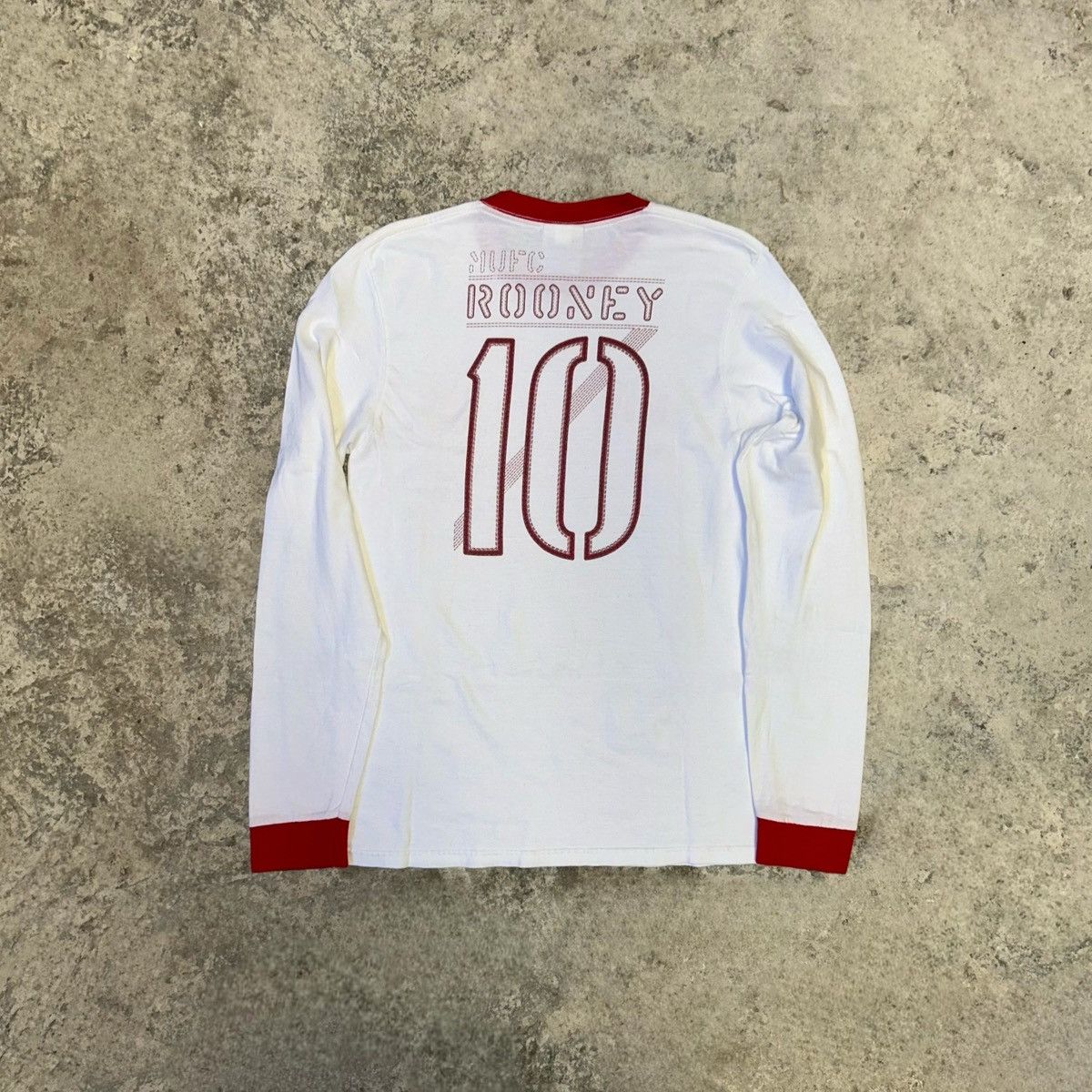 Nike 2000s Nike Team Wayne Roonie Manchester United L/S T-Shirt Size US S / EU 44-46 / 1 - 2 Thumbnail