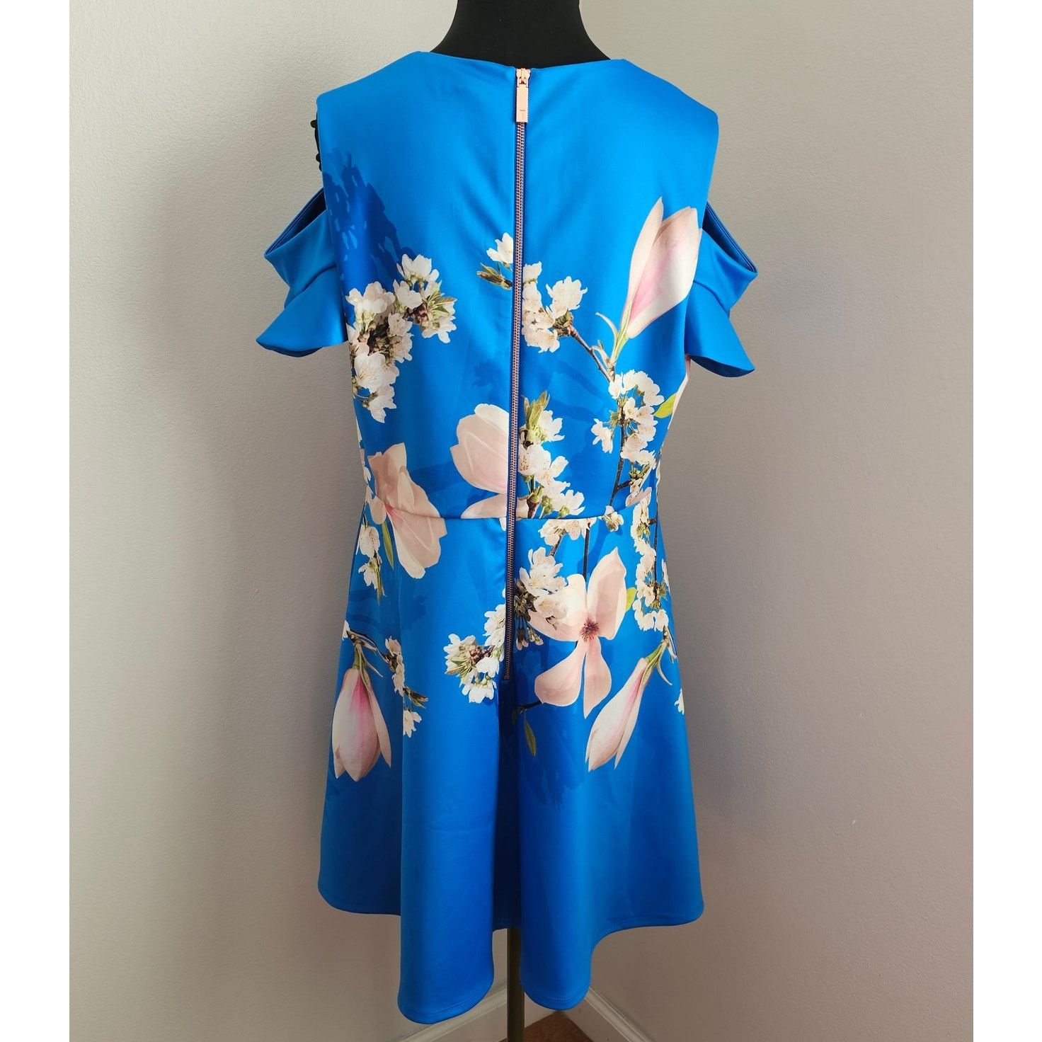 Ted Baker Ted Baker Ambre Harmony Cold Shoulder Floral Dress 5 US 12 Size XL / US 12-14 / IT 48-50 - 6 Thumbnail