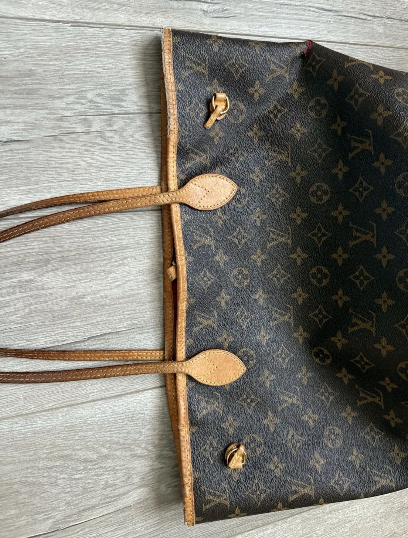 Louis Vuitton Louis Vuitton Monogram Purse Articles de Voyage Red Interior Size ONE SIZE - 4 Thumbnail