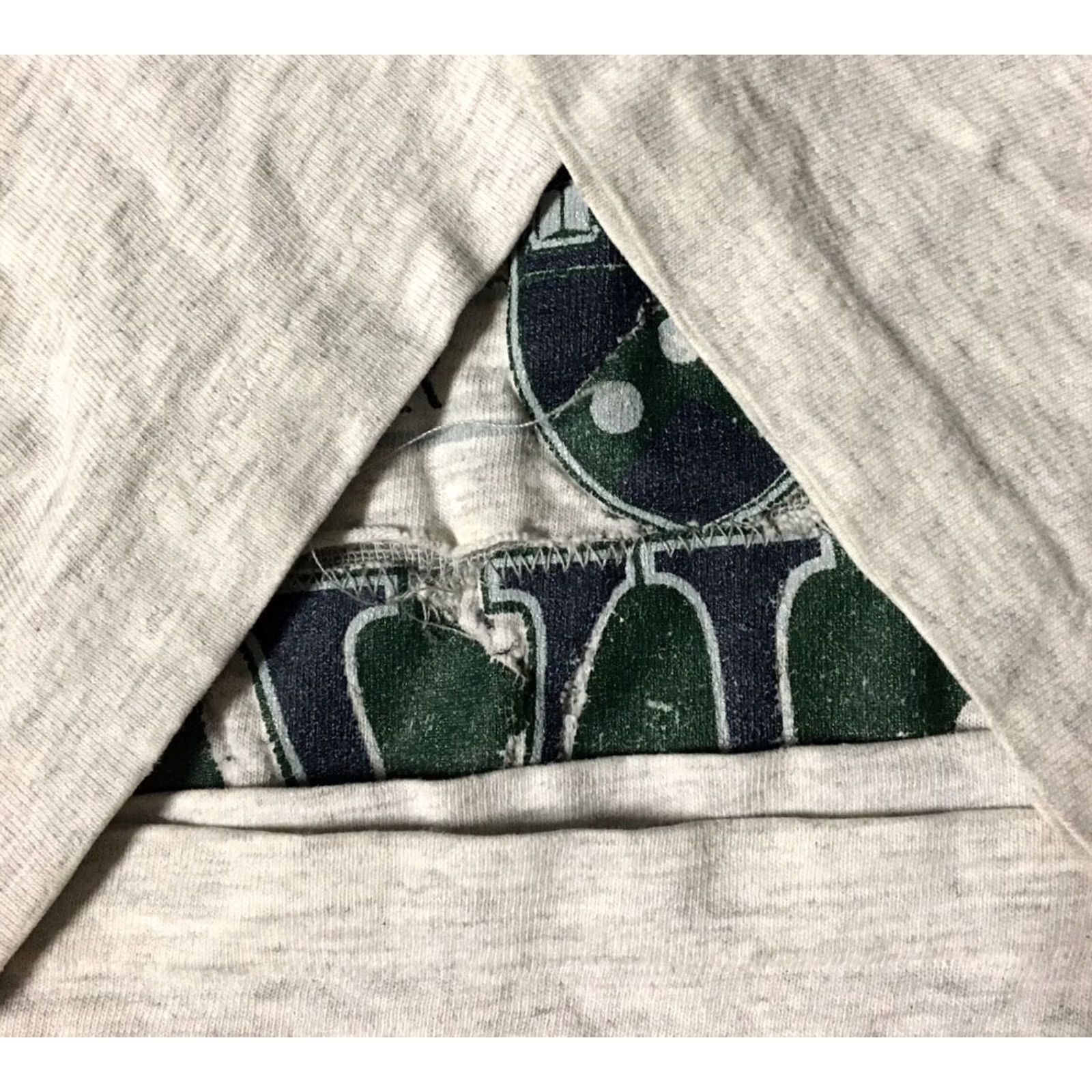 Jansport VINTAGE Baylor University Thrashed 90s Distressed Shirt XL Gray USA College University JanSport T-Shirt Mens Logo/Graphic Tee Size US XL / EU 56 / 4 - 3 Thumbnail