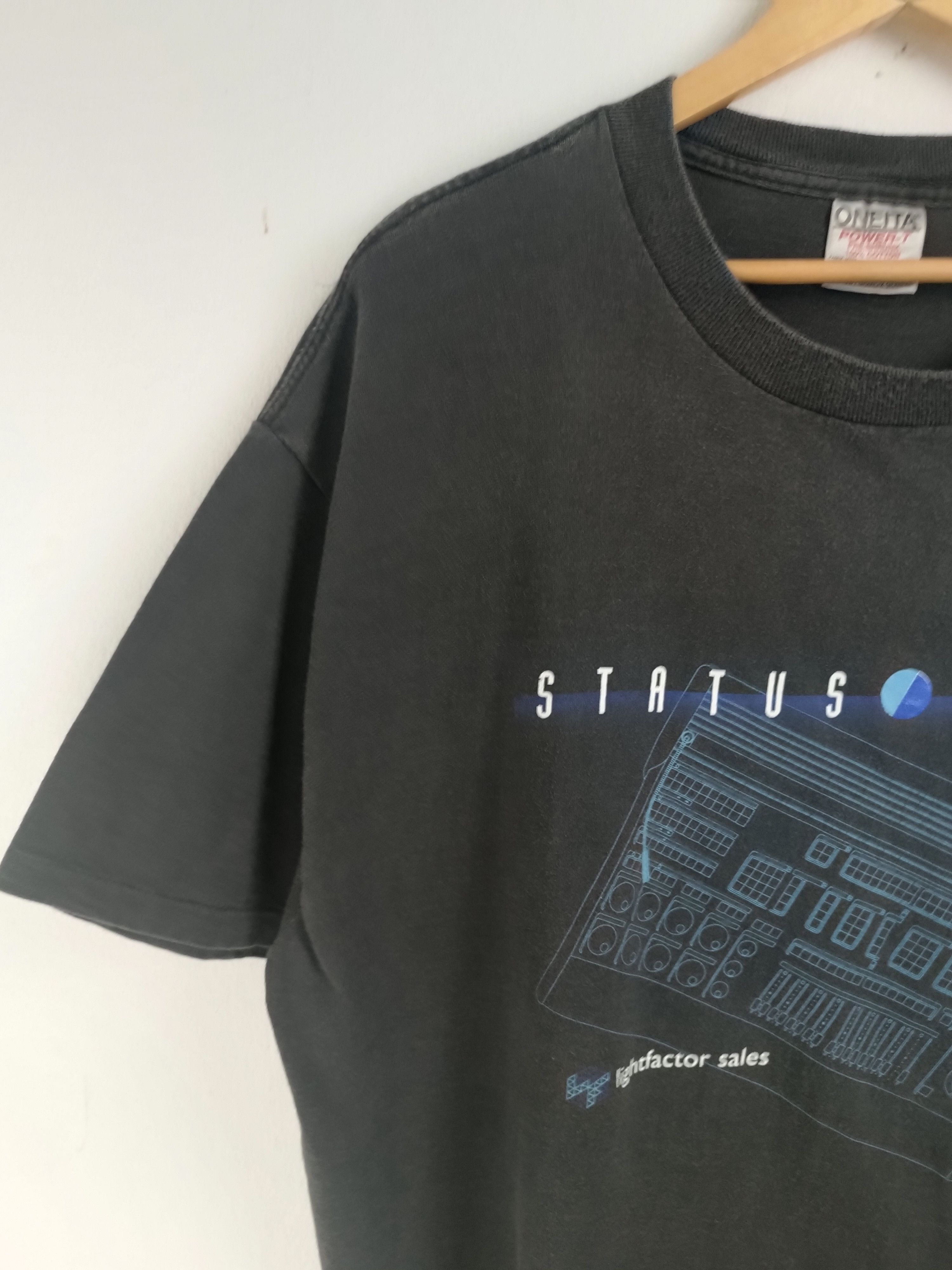 Microsoft VINTAGE 90'S STATUS CUE LIGHTFACTOR PC GEEK HARDWARE TEE Size US XL / EU 56 / 4 - 5 Thumbnail