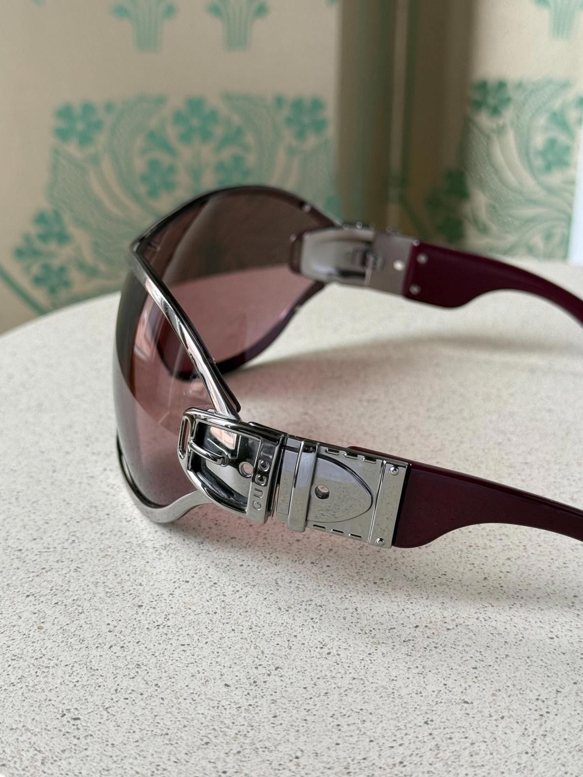Gucci Gucci Sunglasses Buckle Shield Mask Oversized GG 2738/S Size ONE SIZE - 2 Thumbnail
