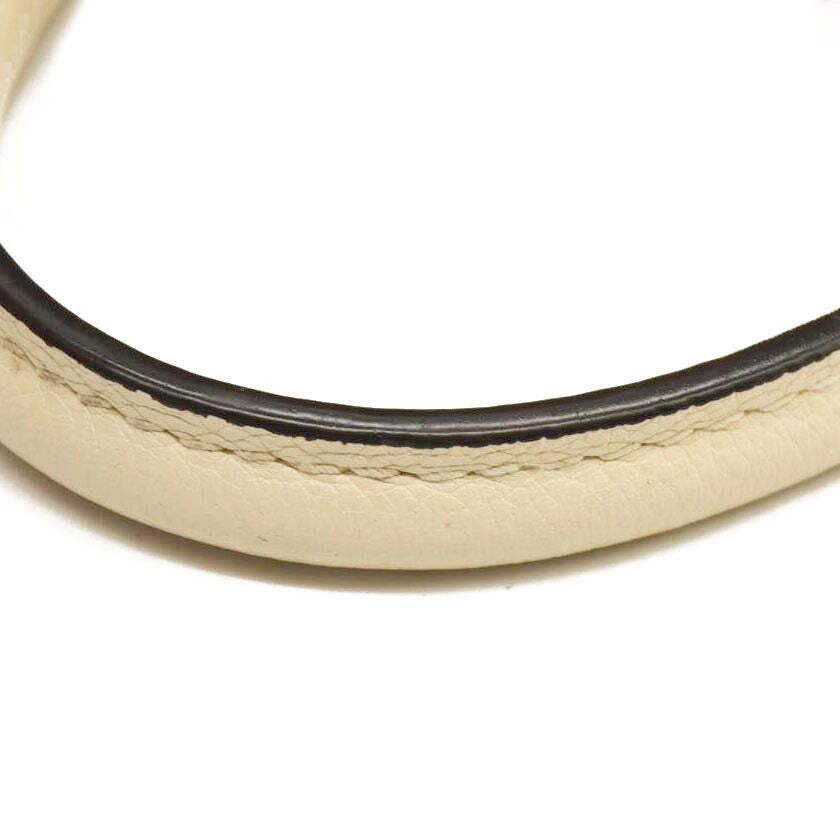 Louis Vuitton Louis Vuitton Empreinte Monogram Giant Onthego PM Creme Size ONE SIZE - 9 Thumbnail