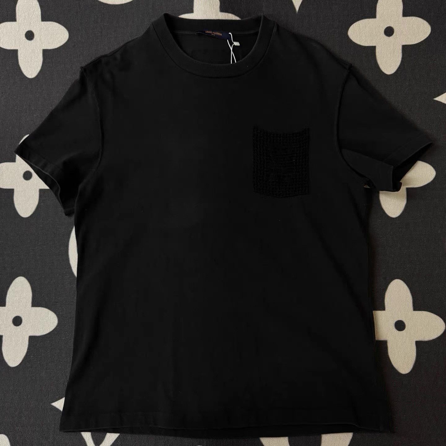 Louis Vuitton LV Black Mesh Crew Neck Short Sleeve T-shirt Q10 Size US L / EU 52-54 / 3 - 1 Thumbnail