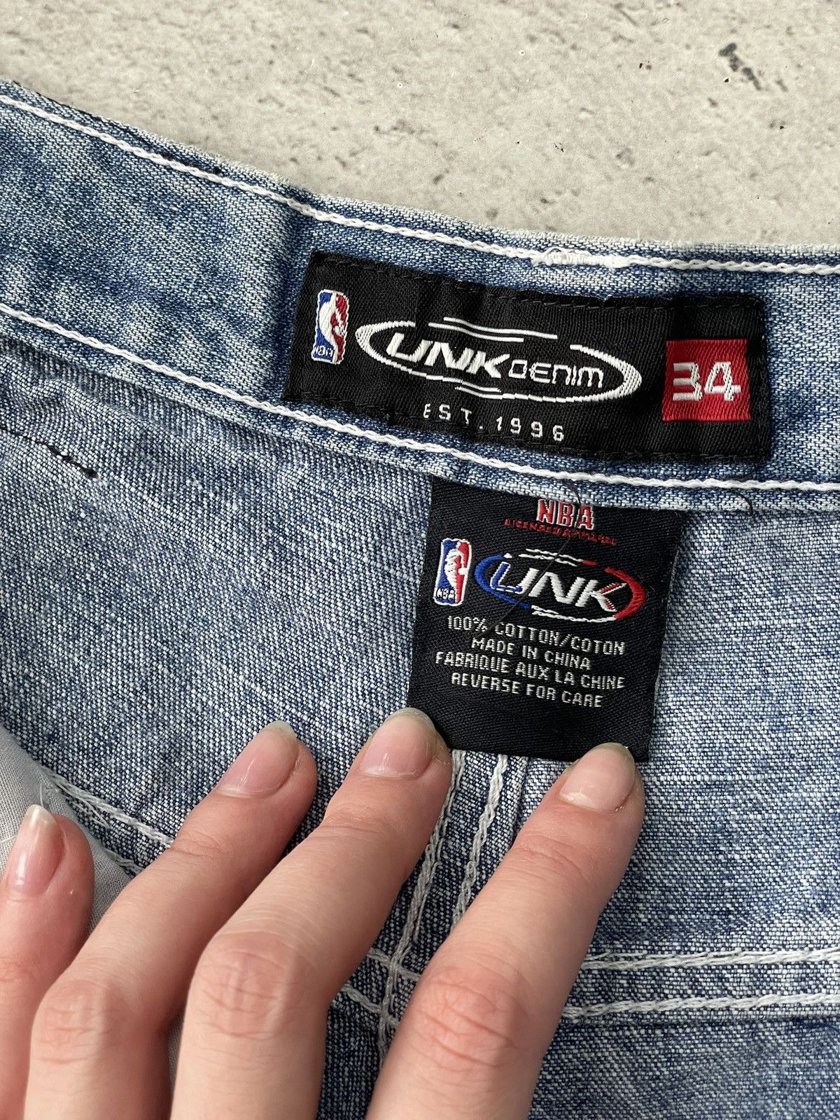 NBA Rare denim distressed NBA JAMES y2k shorts Size US 34 / EU 50 - 5 Thumbnail