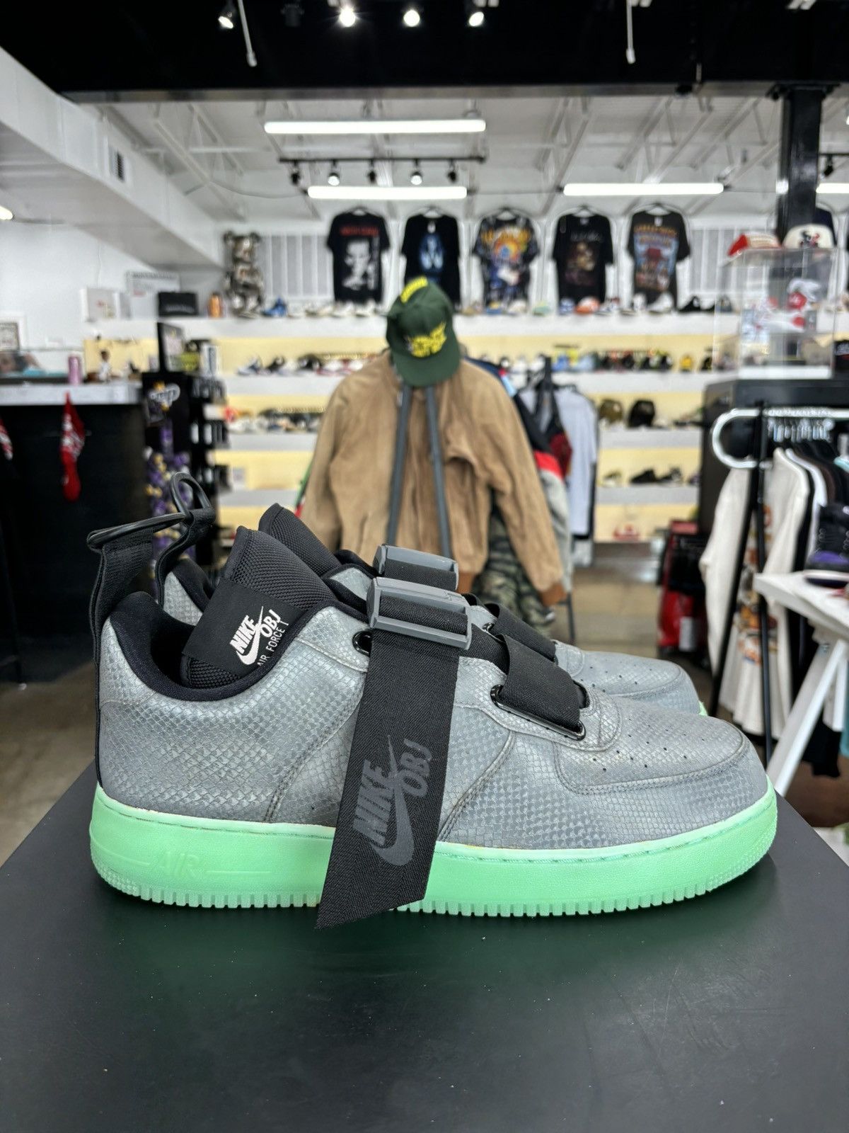 Nike Nike Air Force 1 Utility OBJ Sz.14 Size US 14 / EU 47 - 7 Thumbnail