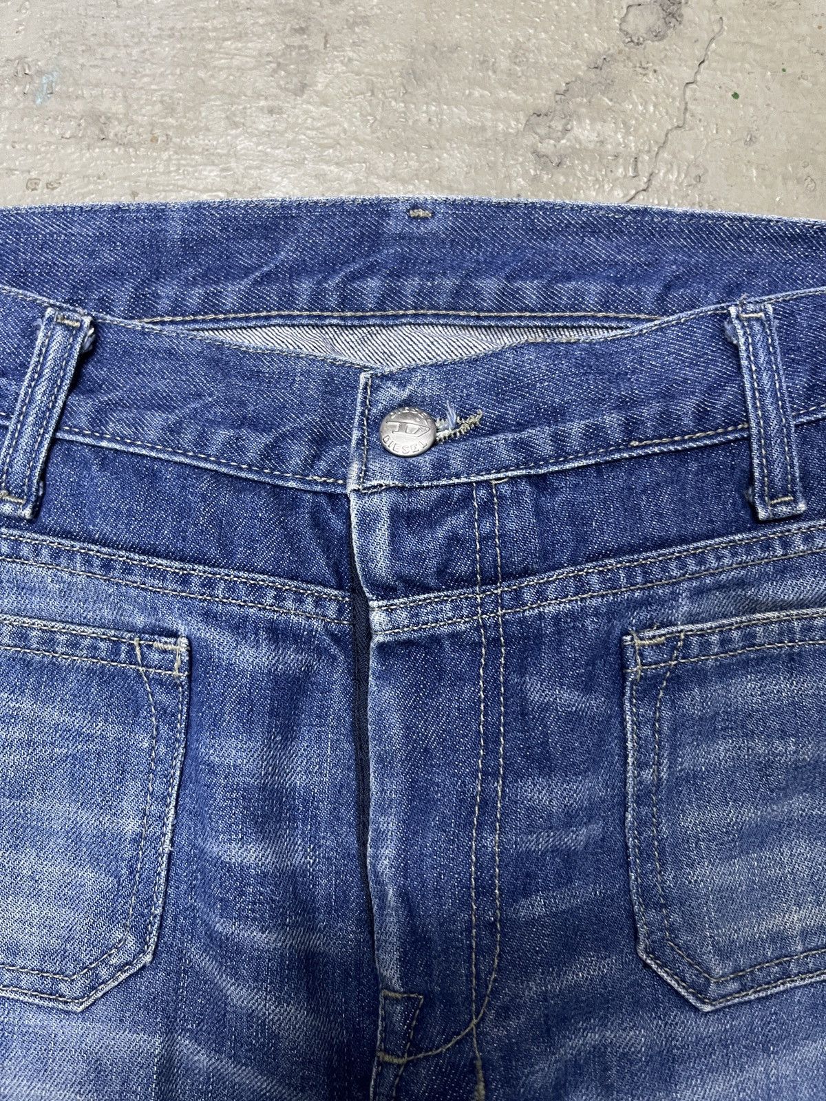 Diesel × If Six Was Nine × Japanese Brand BOOTCUT DOUBLE KNEE BUSH VINTAGE DIESEL JEANS Y2K FLARED Size US 32 / EU 48 - 4 Thumbnail
