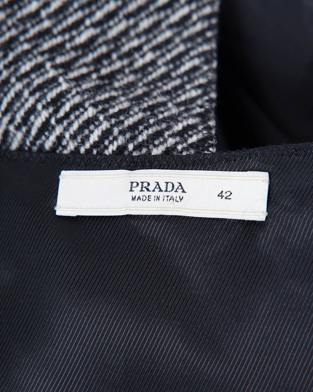 Prada Prada F/W2003 Wool Dress Size M / US 6-8 / IT 42-44 - 11 Thumbnail