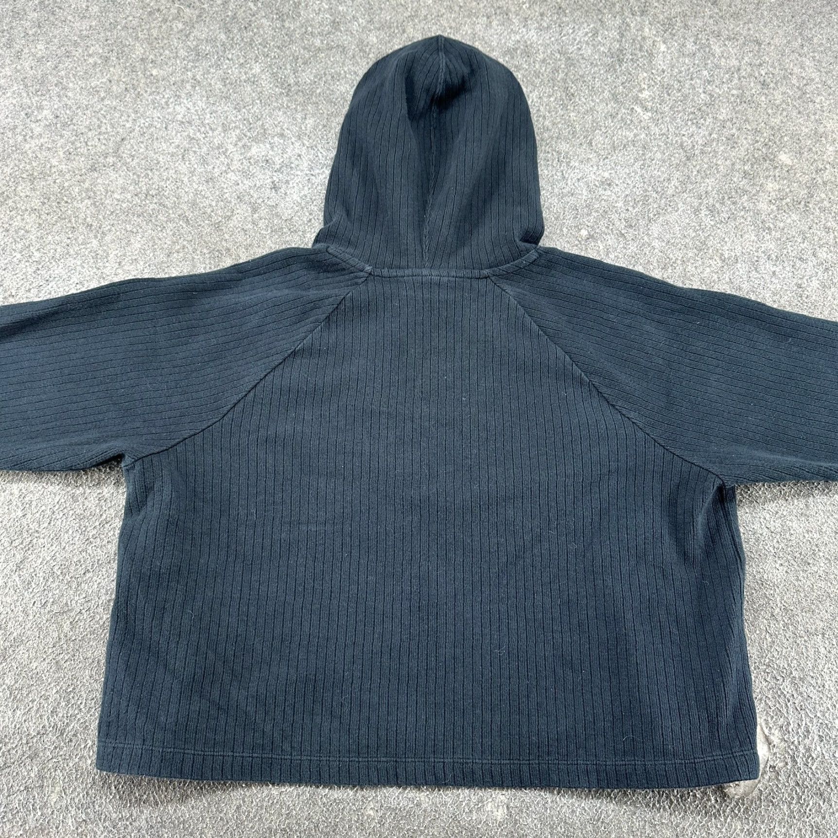 Nike Nike Hoodie Womens L Black Spellout Pullover Cropped Center Swoosh Ribbed Knit Size L / US 10 / IT 46 - 7 Thumbnail