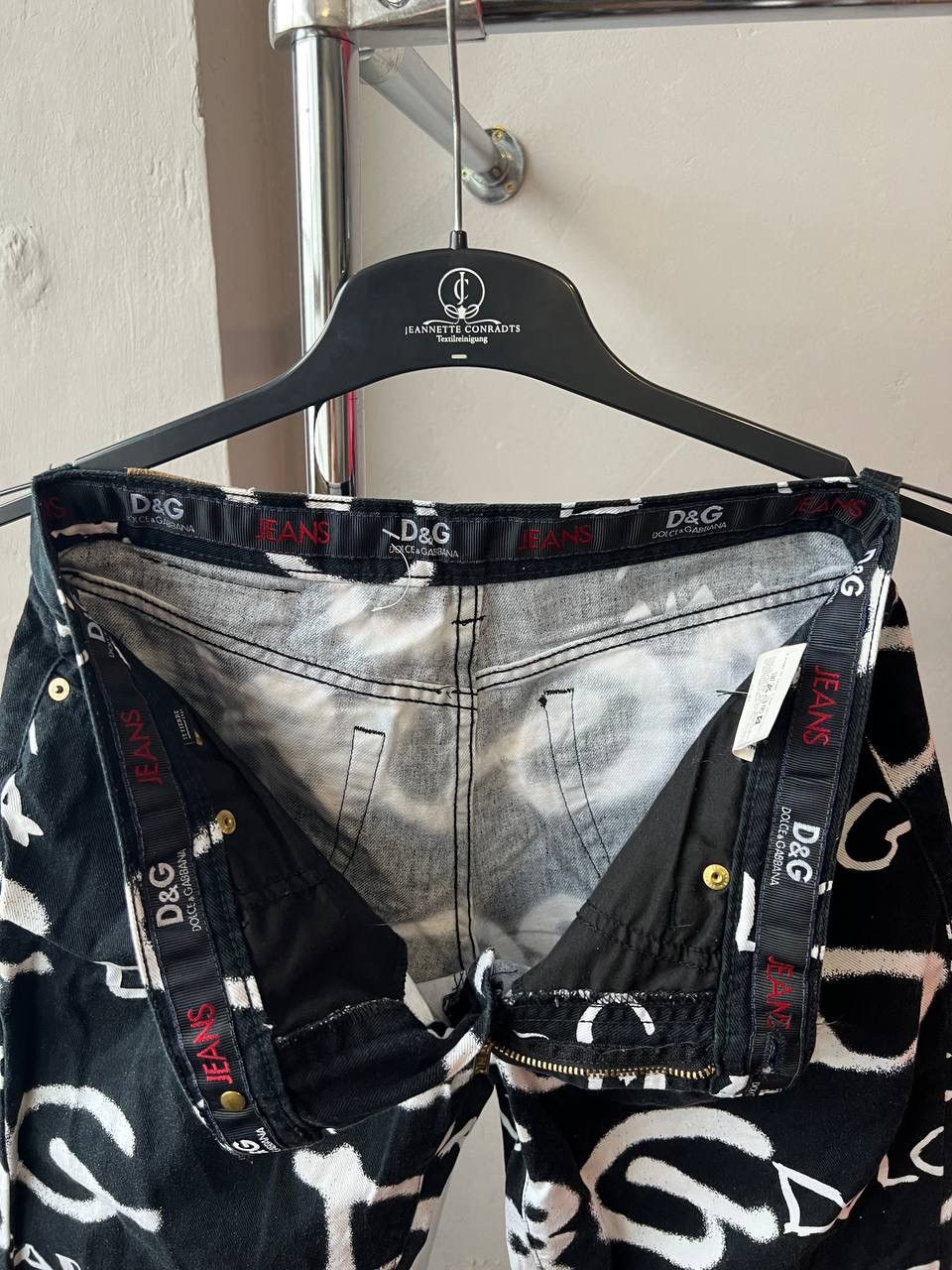 Dolce & Gabbana DILCE&GABBANA ARCHIVAL ICONIC GRAFFIC PRINT WOMEN PANTS 31 Size 31" - 8 Thumbnail