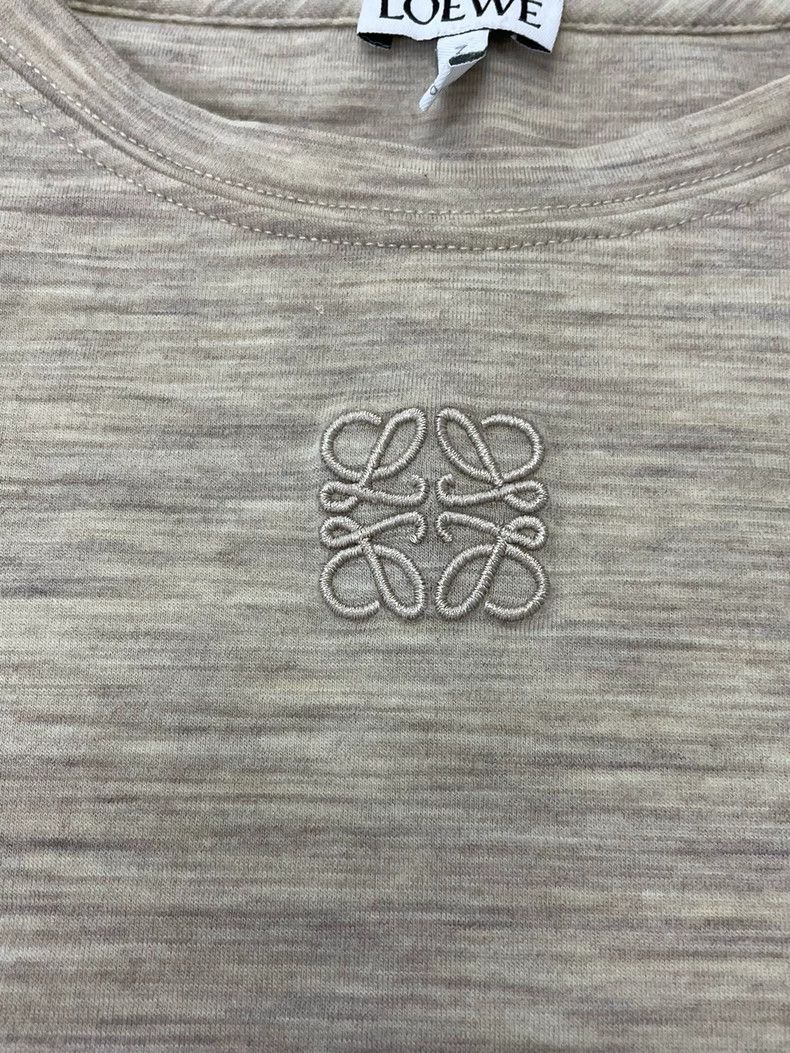Loewe LOEWE Amaranth logo embroidered slim base shirt Size L / US 10 / IT 46 - 2 Thumbnail