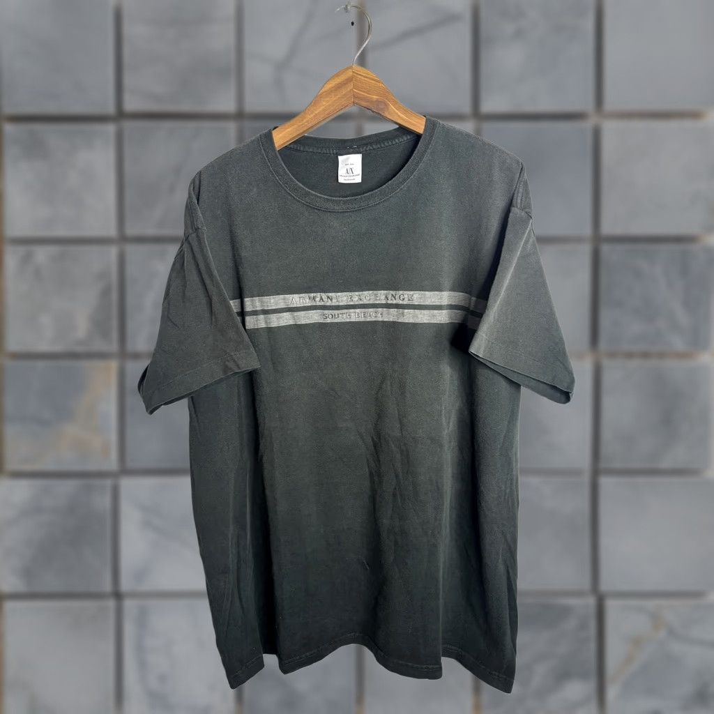 Armani Exchange VINTAGE Armani Exchange Shirt Mens Extra Large Black South Beach Graphic Tee A|X Logo Shirt Mens Graphics Tee Black South Beach 90s Pattern Size US M / EU 48-50 / 2 - 1 Thumbnail