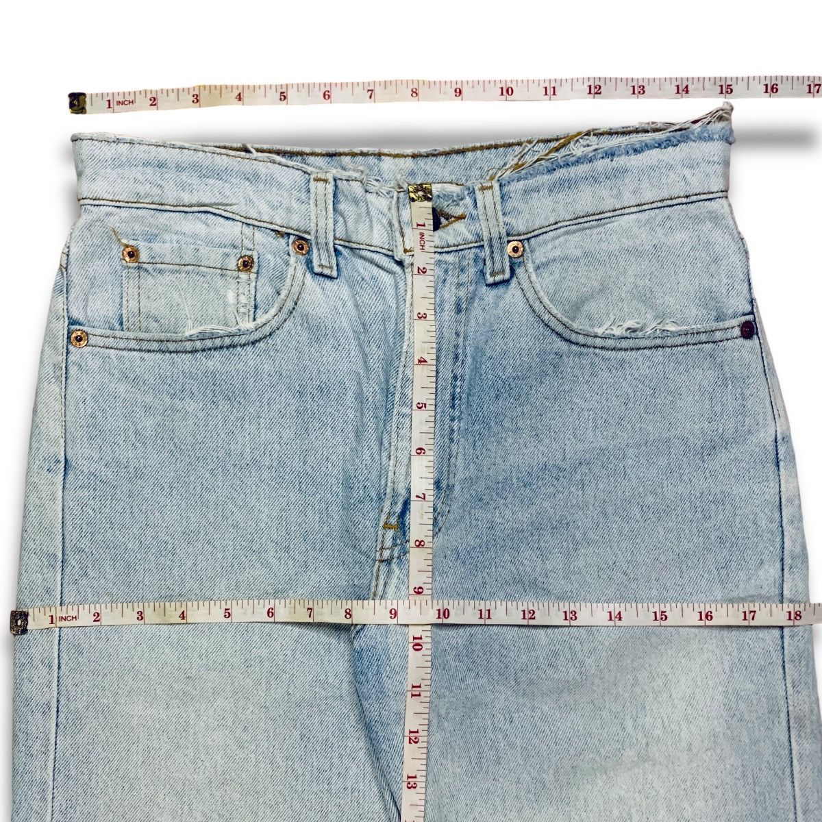 Levi's × Levi's Vintage Clothing Vintage 90s Levis Light Wash Distressed Ripped Jeans 30x30 Size US 30 / EU 46 - 10 Thumbnail