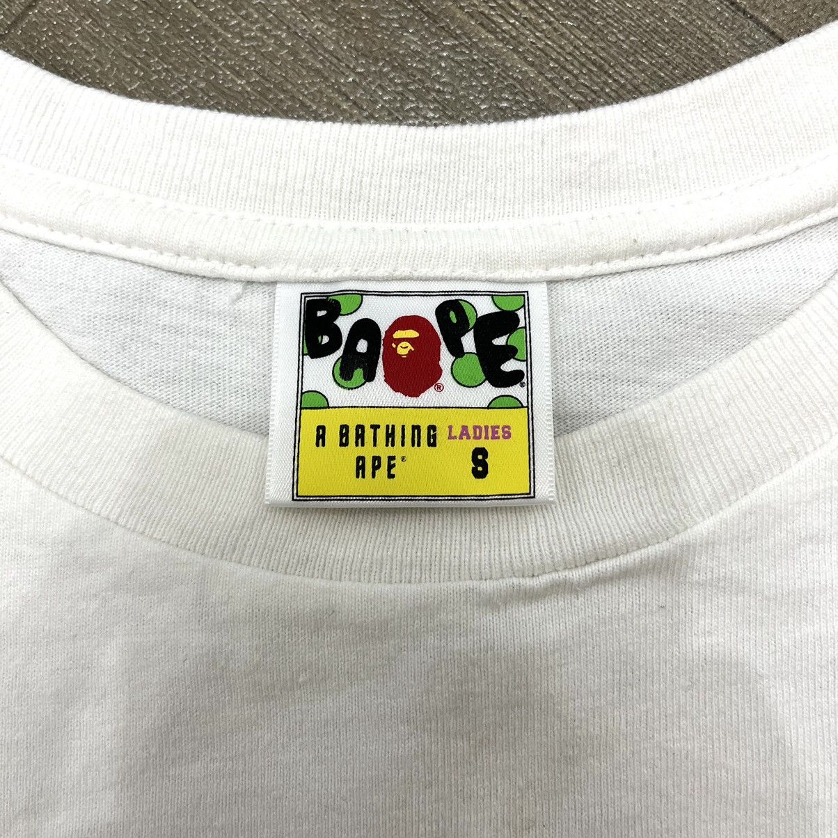Bape Vintage Bape ABathing Ape Dinosaurs White Tee Size S / US 4 / IT 40 - 4 Thumbnail
