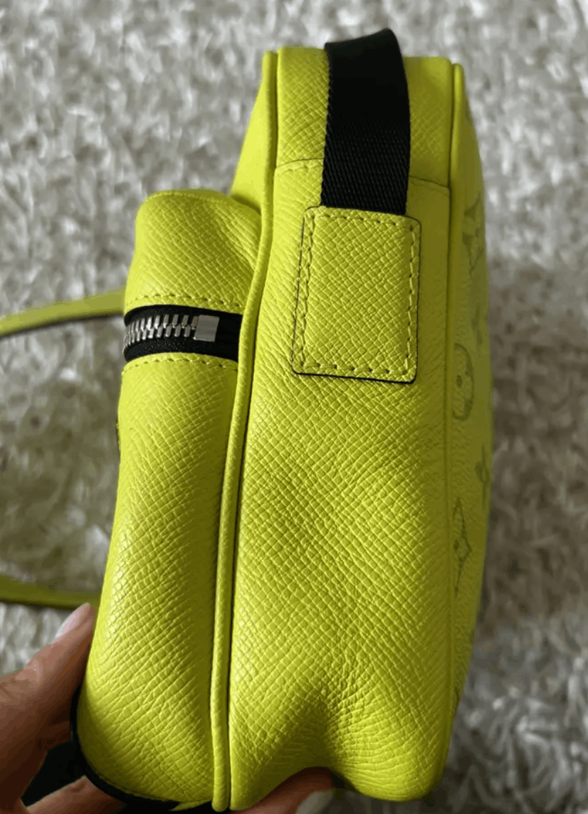 Louis Vuitton Louis Vuitton Outdoor Messenger Yellow Bag Size ONE SIZE - 6 Thumbnail