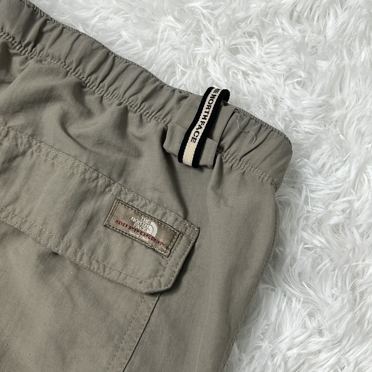 The North Face The North Face Outdoor/Hiking Cargo Pants Size US 39 - 9 Thumbnail