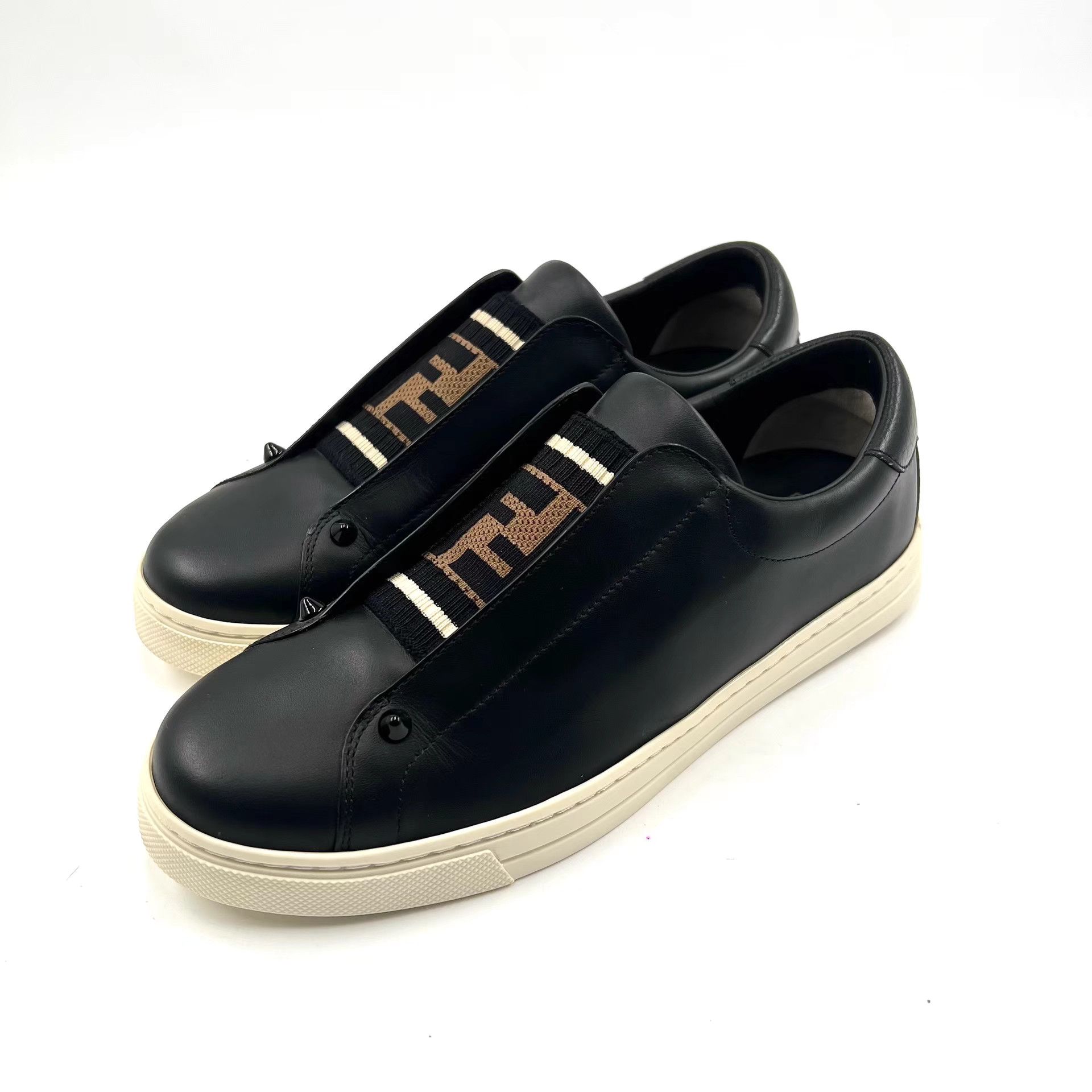 Fendi Fendi Black Leather Slip-On Low-Top Sneakers K12 Size US 7.5 / IT 37.5 - 1 Thumbnail