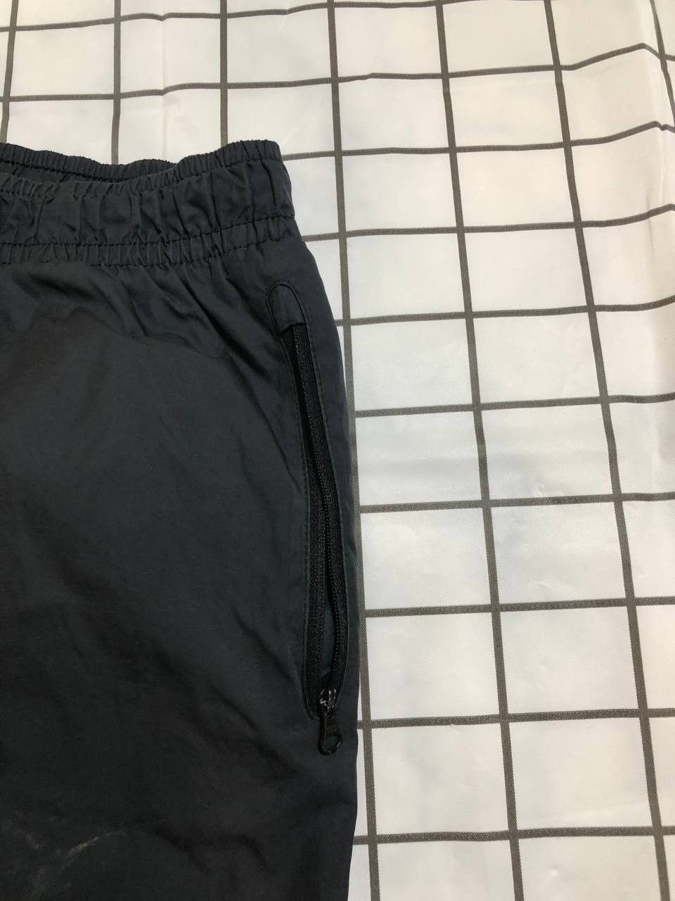 Nike Vintage Nike Track Pants 00s Nylon Swoosh Y2K Size US 38 / EU 54 - 15 Thumbnail