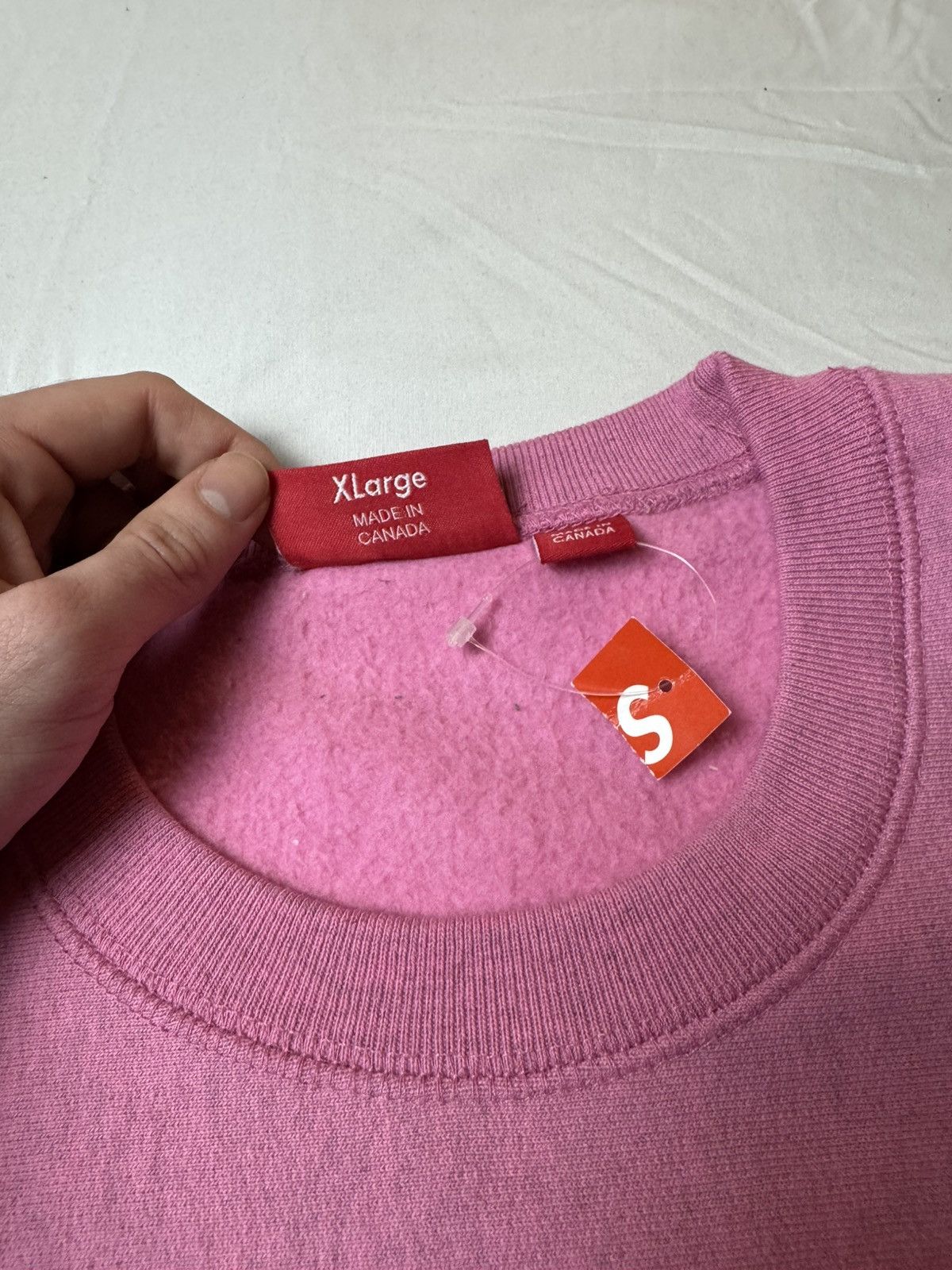 Supreme Supreme 2015 Pink Box Logo Crewneck Size US XL / EU 56 / 4 - 5 Thumbnail