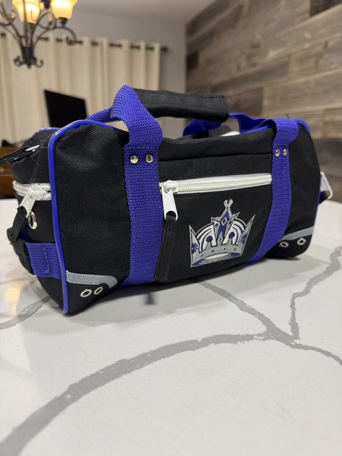 NHL Los Angeles Kings Ultimate Sports Kit NHL Toiletry Bag Size ONE SIZE - 6 Thumbnail