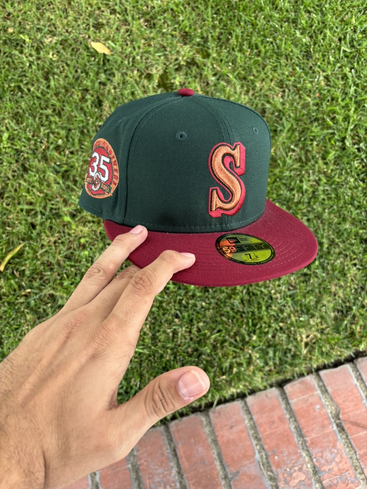 Topperz Topperz Exclusive Seattle Mariners TwoTone Fitted 71/4 Size ONE SIZE - 1 Thumbnail