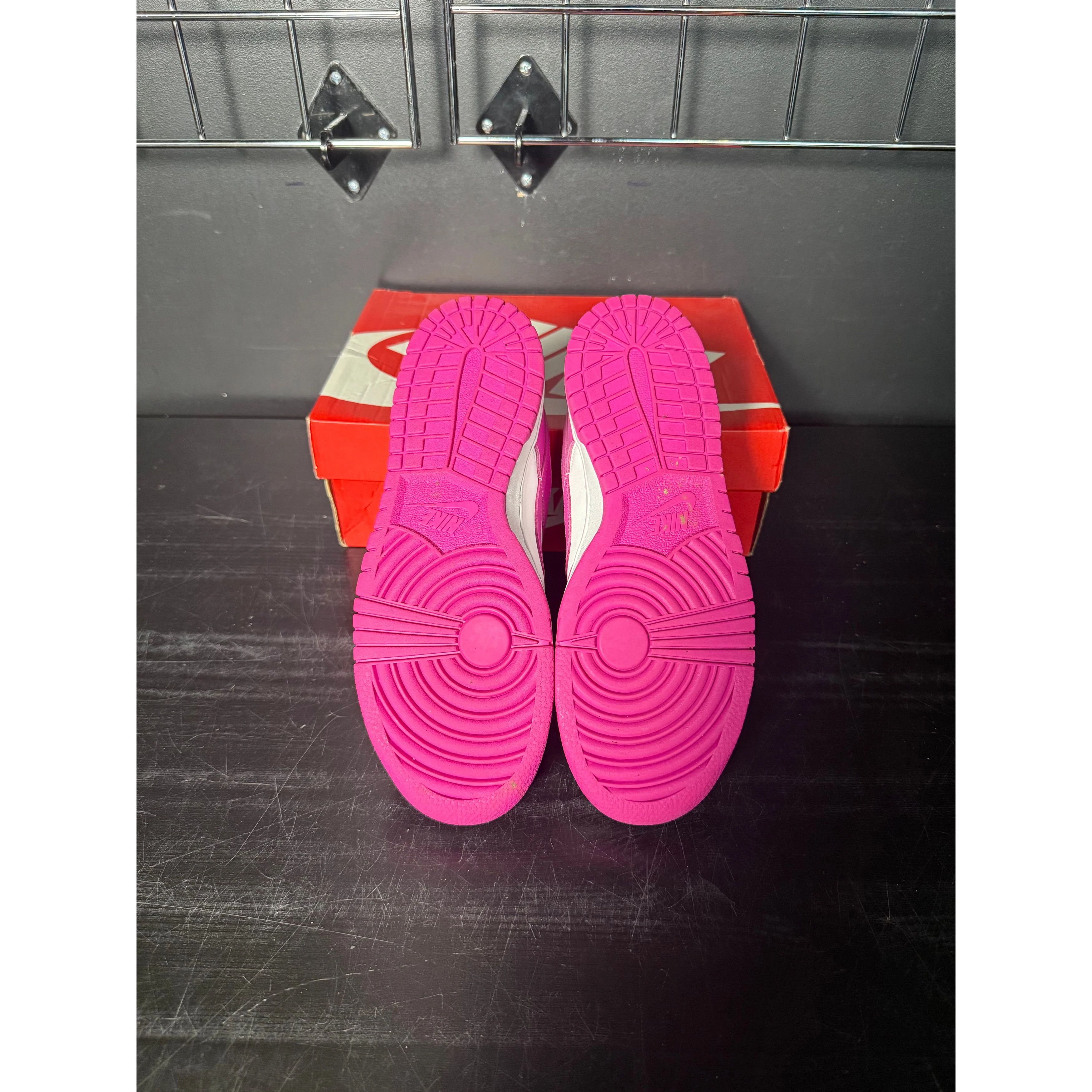 Nike Nike Dunk Low "Laser Fuchsia" (GS) **PRE-OWNED** - Size 7 Size US 7 / EU 40 - 5 Thumbnail
